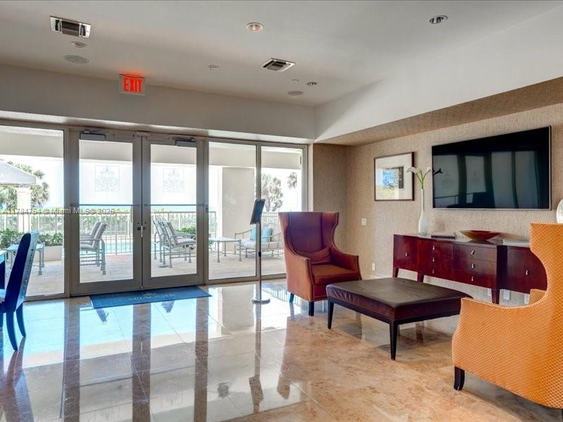 9499 Collins Ave #PH-03, Surfside FL 33154