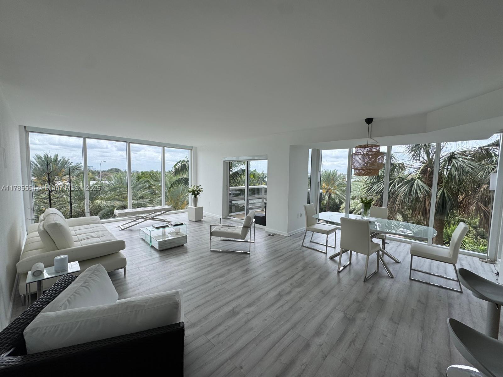 Apartamento à Venda em Bal Harbour, FL