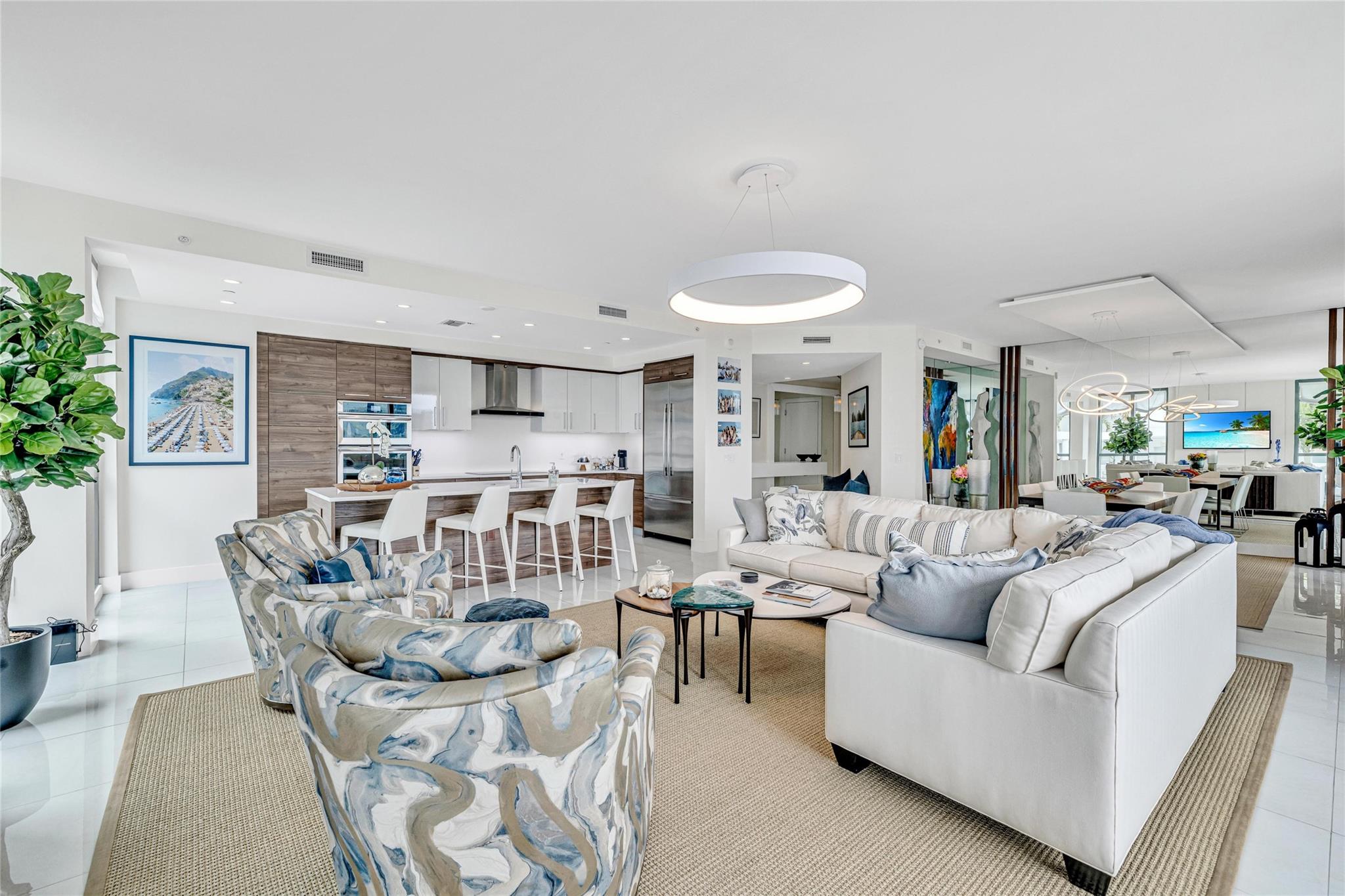 Condo for Sale in Fort Lauderdale, FL