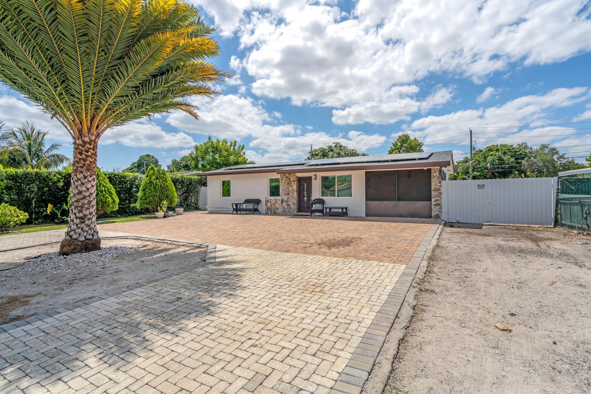 4650 Sutton Terrace S, West Palm Beach, FL 33415, 3 Bedrooms , 1 Bathroom ,Single Family Residence,Sold,R11082194, Horizon Palm Realty Group