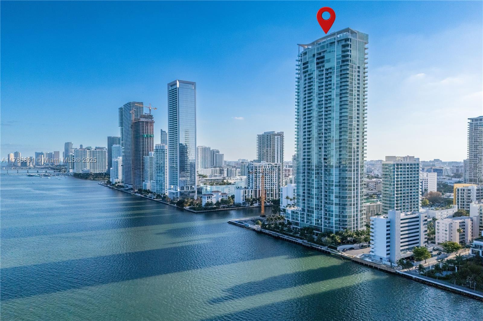 Condo for Sale in Miami, FL