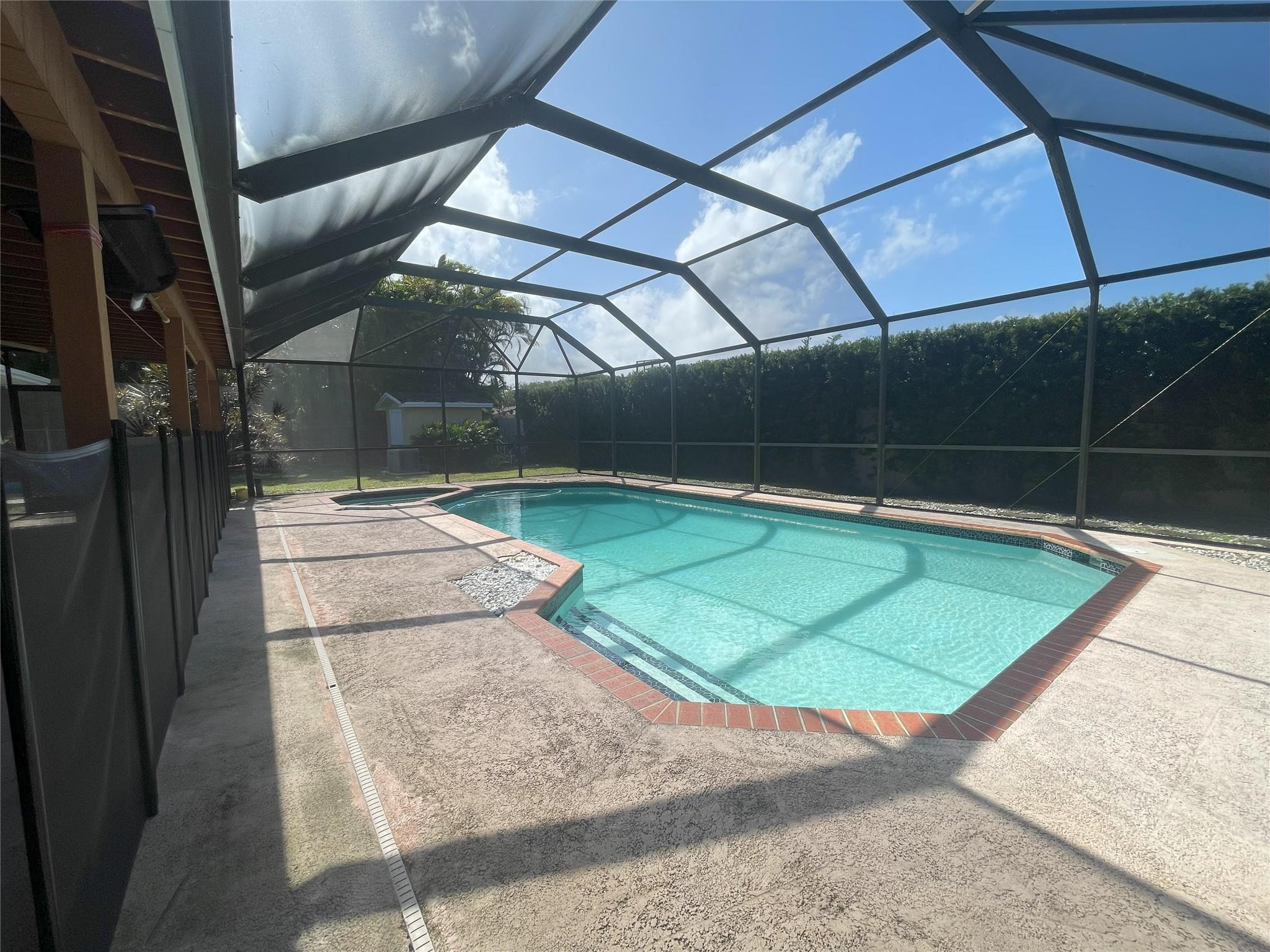 Homes for sale in Palmetto Bay, FL | 18250 Sw 88Th Pl, Palmetto Bay, FL 33157 | MLS# F10498882