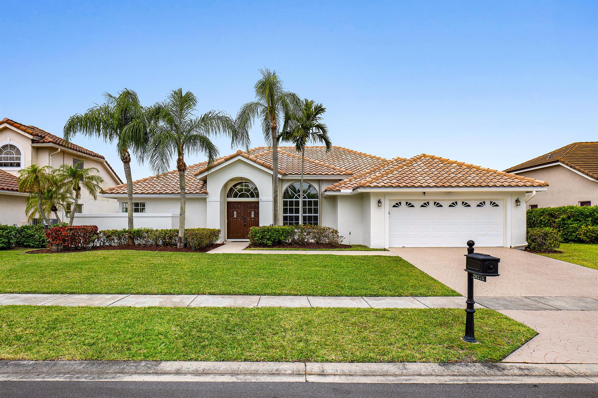 20275 Hacienda Court Boca Raton FL 33498 | R11082370