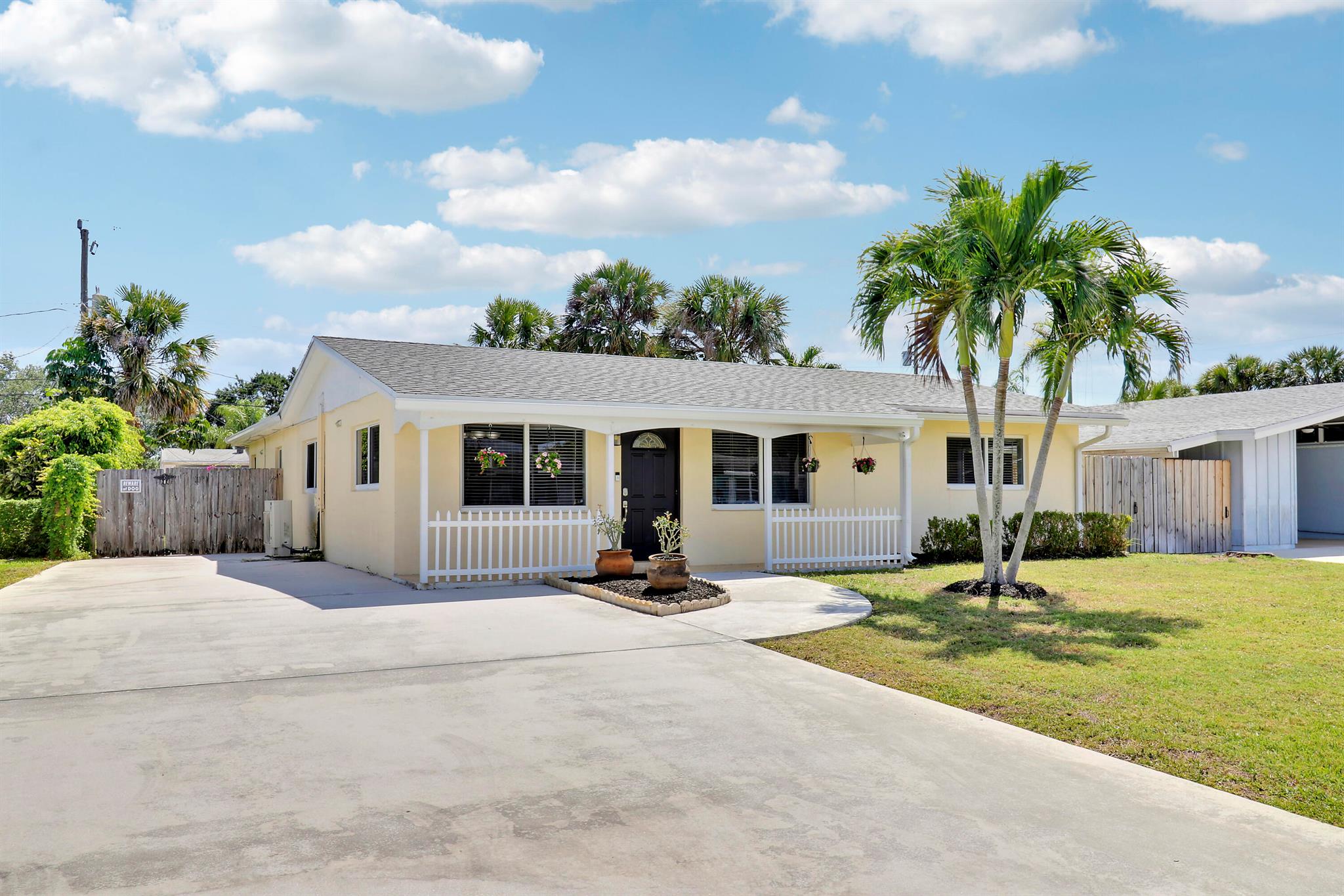 532 Riverside Drive Palm Beach Gardens FL 33410 | R11082478