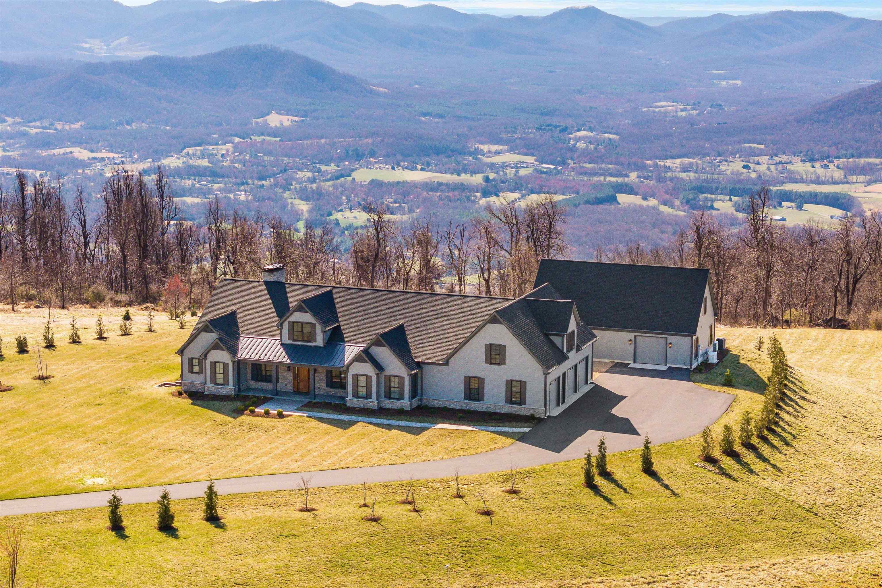 listing main picture