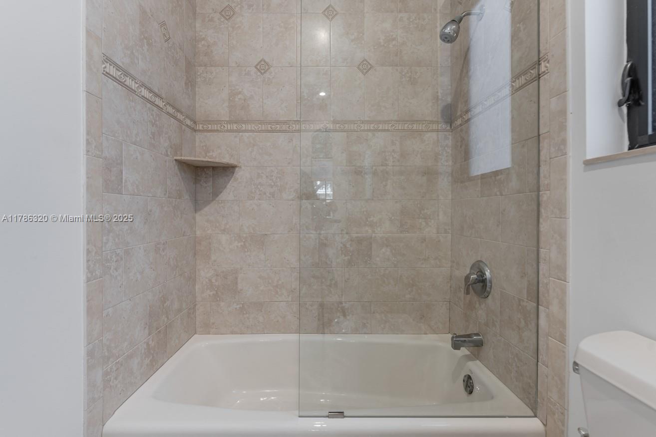 17937 Villa Club Way, Boca Raton FL 33496