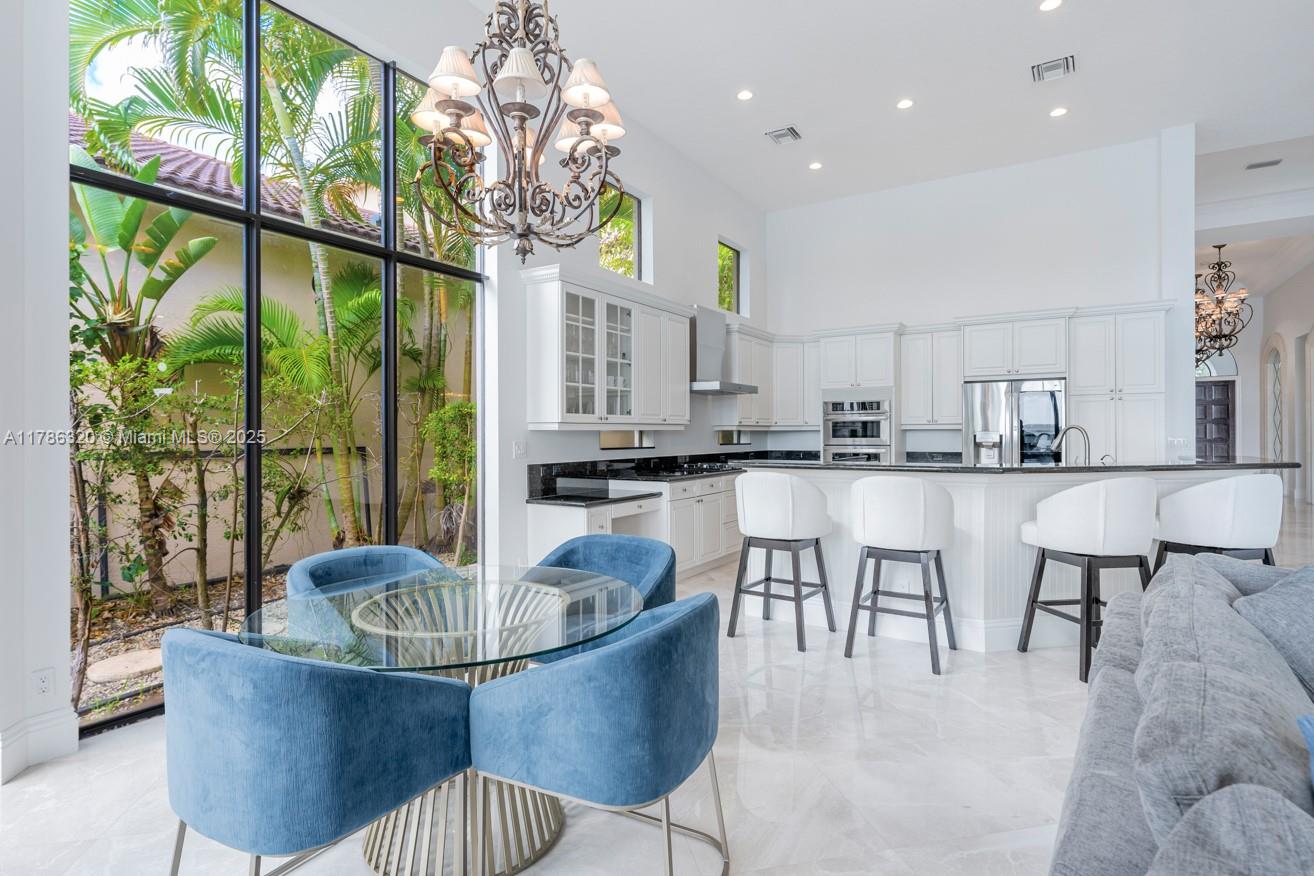 17937 Villa Club Way, Boca Raton FL 33496
