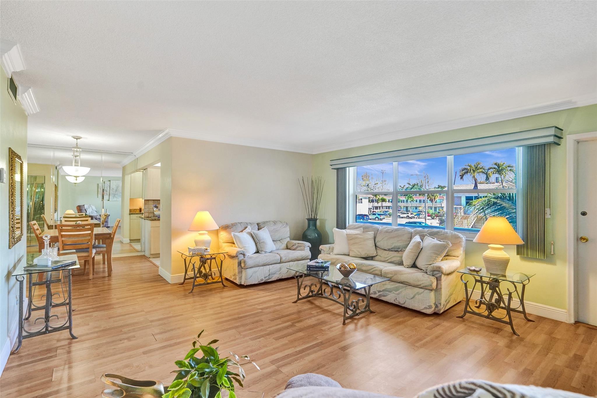 Homes for sale in Hollywood, FL | 1501 N 12Th Court #9b, Hollywood, FL 33019 | MLS# F10498145