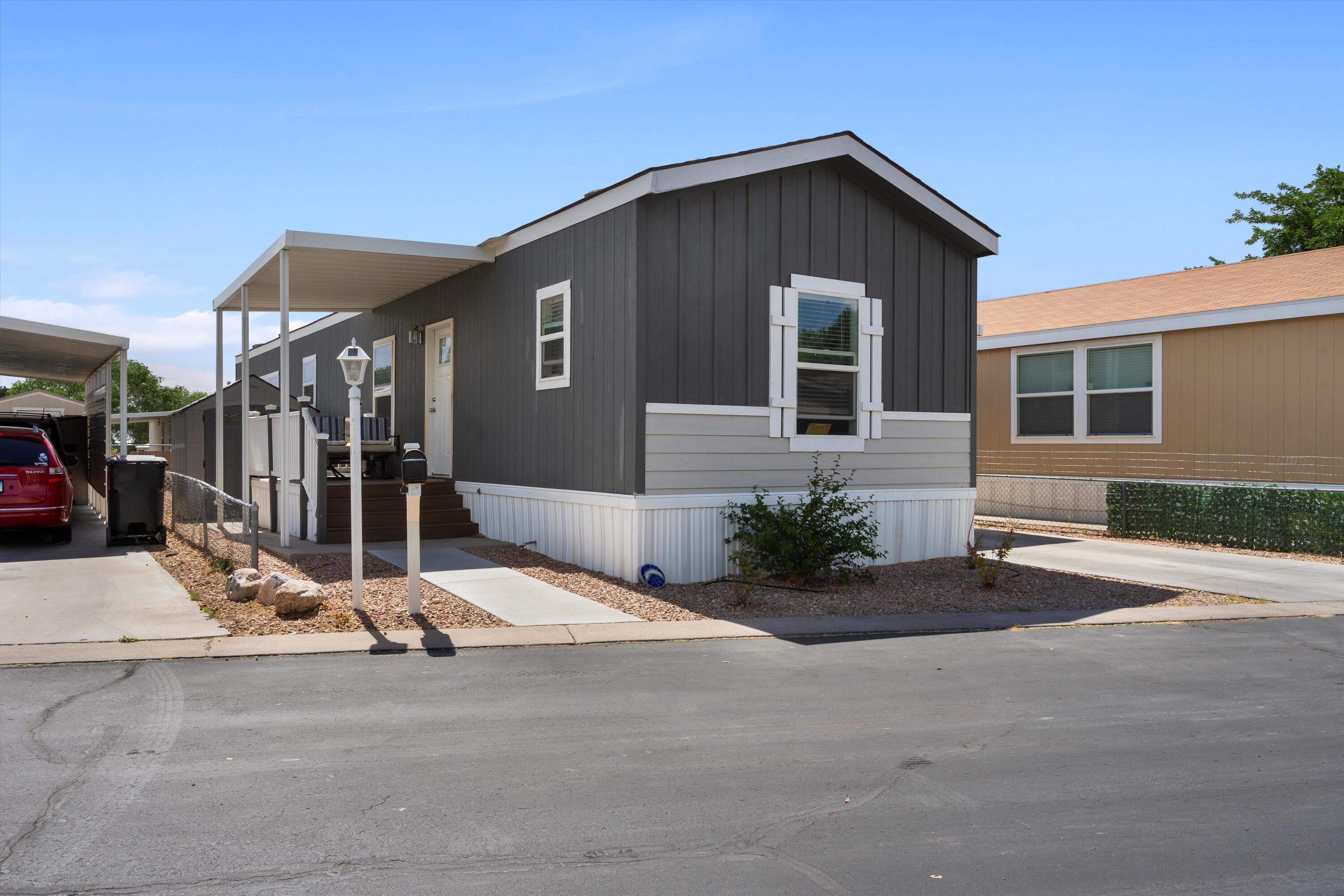 Homes for sale in Albuquerque, NM | 625 Fox Ln Se, Albuquerque, NM 87123 | MLS# 1082338