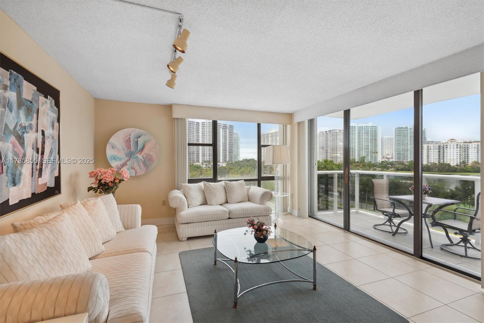 Aventura Eldorado Condo