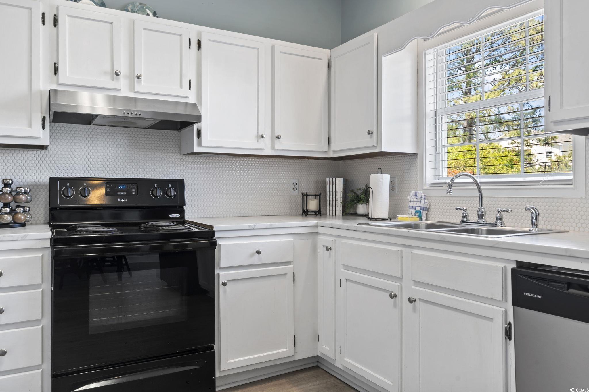 Homes for sale in North Myrtle Beach, SC | 1508 Hillside Dr S, North Myrtle Beach, SC 29582 | MLS# 2509820