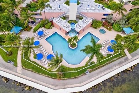 100 Hidden Bay Condo