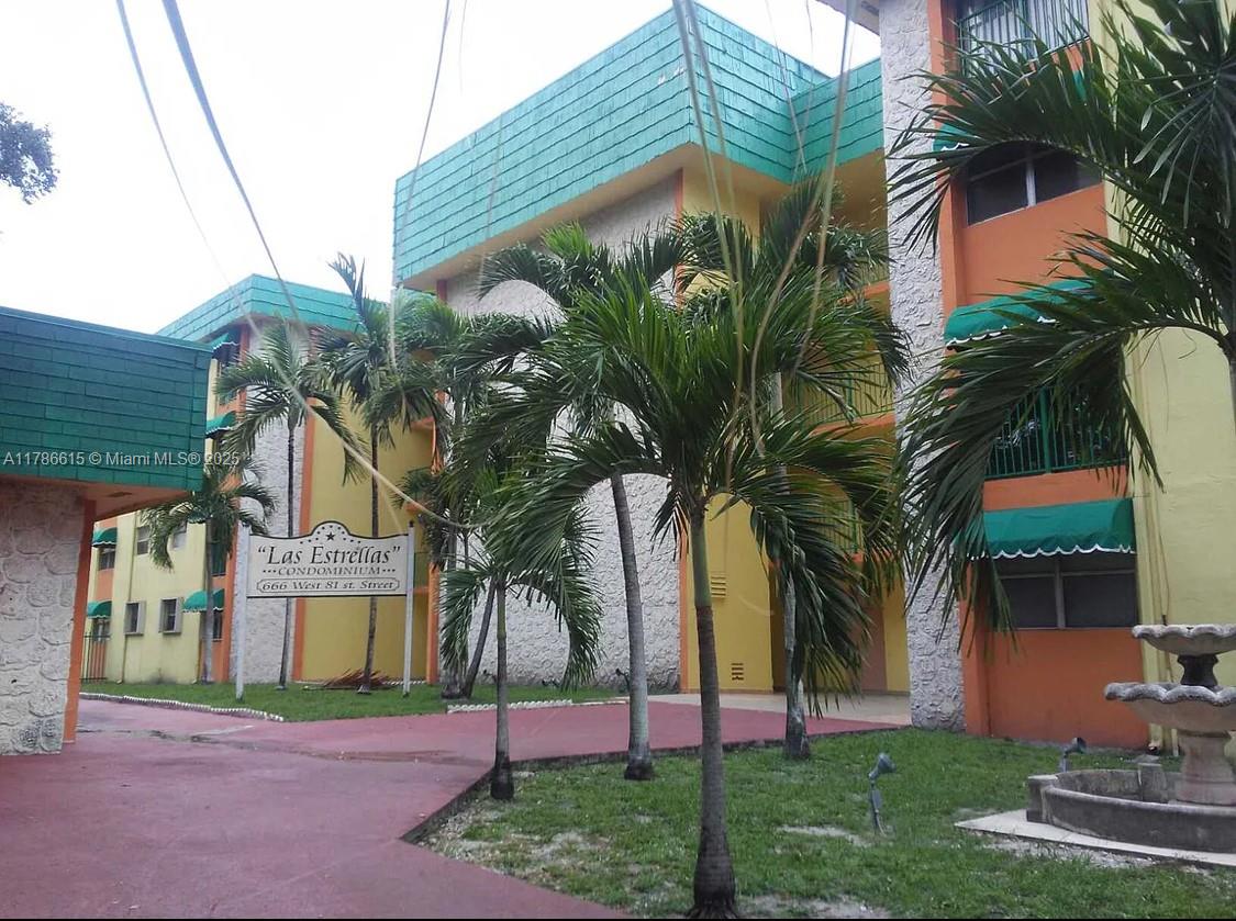 Las Estrellas Condo