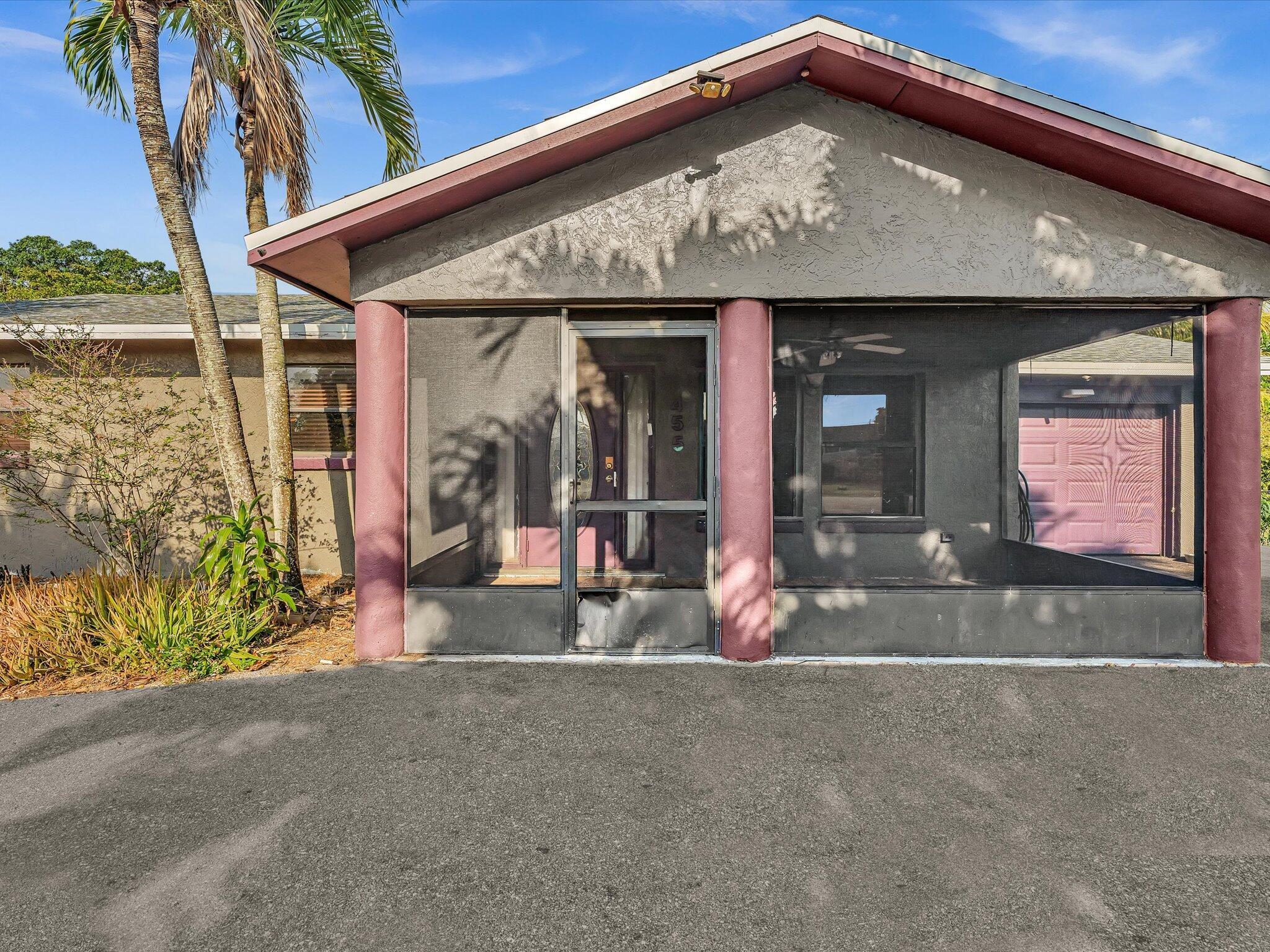 Homes for sale in South Bay, FL | 455 Janice Avenue, South Bay, FL 33493 | MLS# R11082889