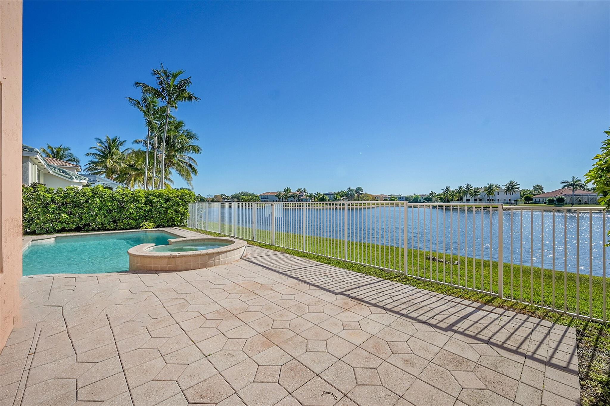 Homes for sale in Wellington, FL | 1221 Bay View Way, Wellington, FL 33414 | MLS# F10499165