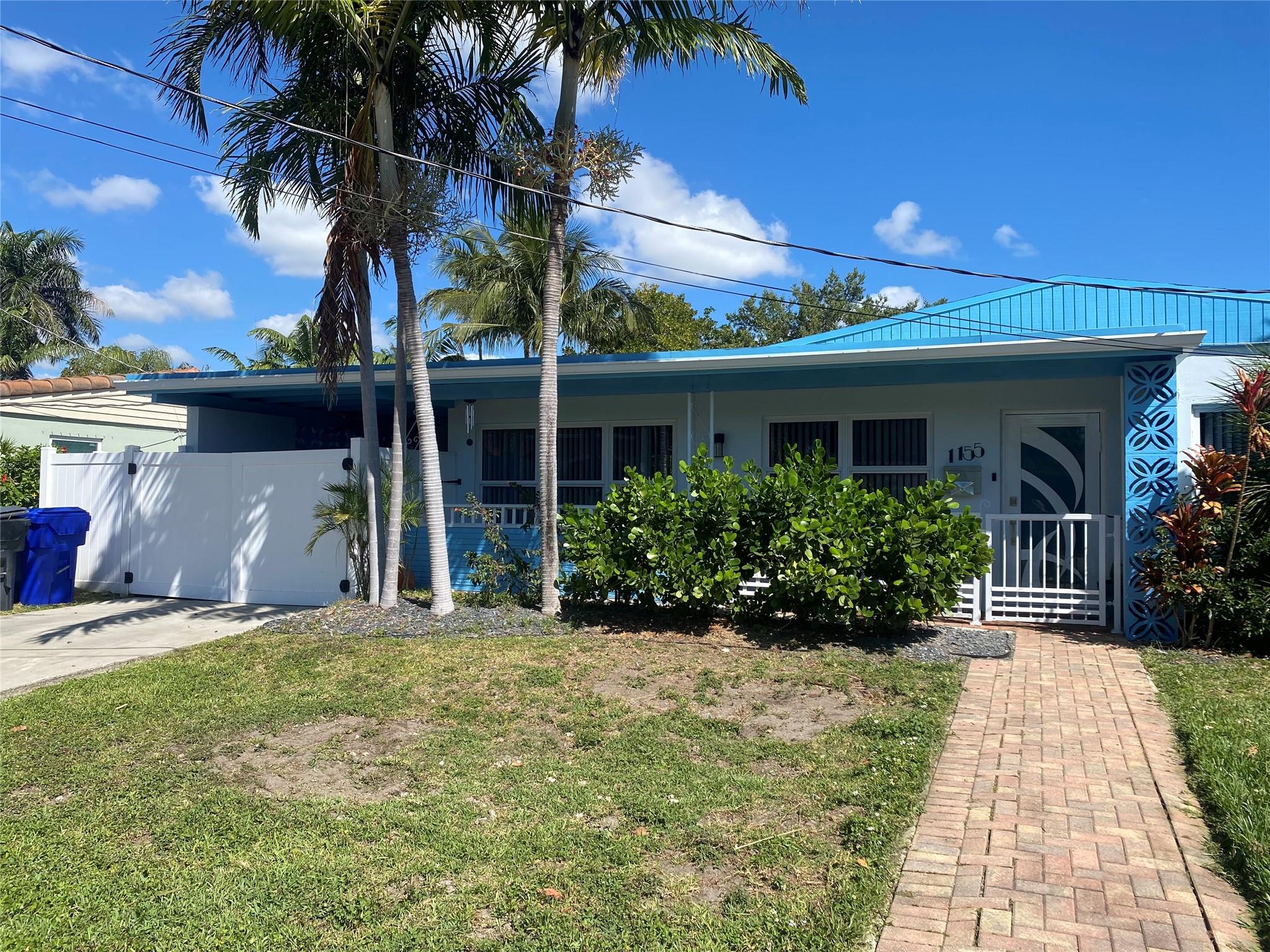 1155 Hayes St Hollywood FL 33019 | F10499192