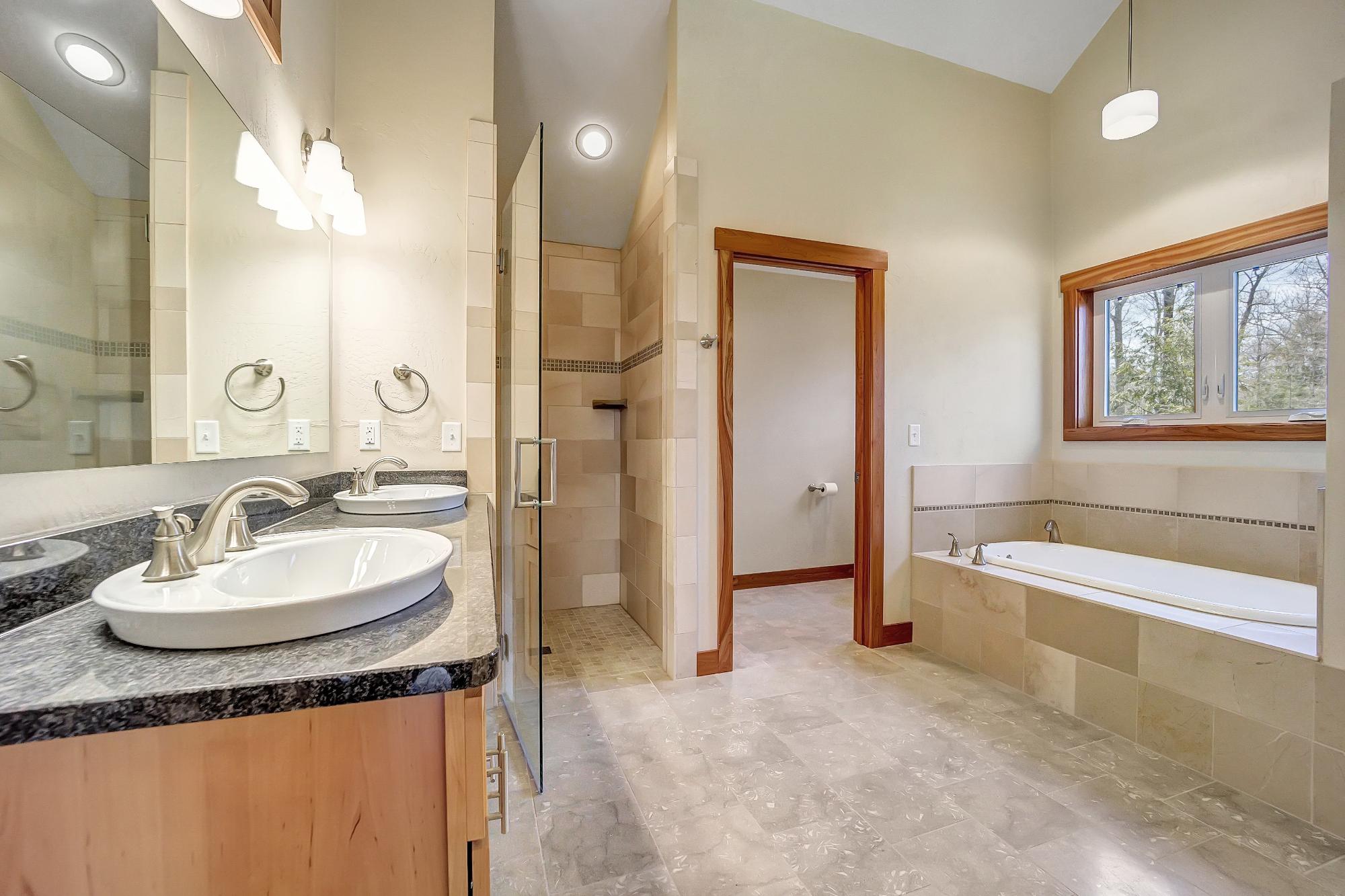 Lake Lucerne Property 3857 Lake Lucerne Dr Photo 21