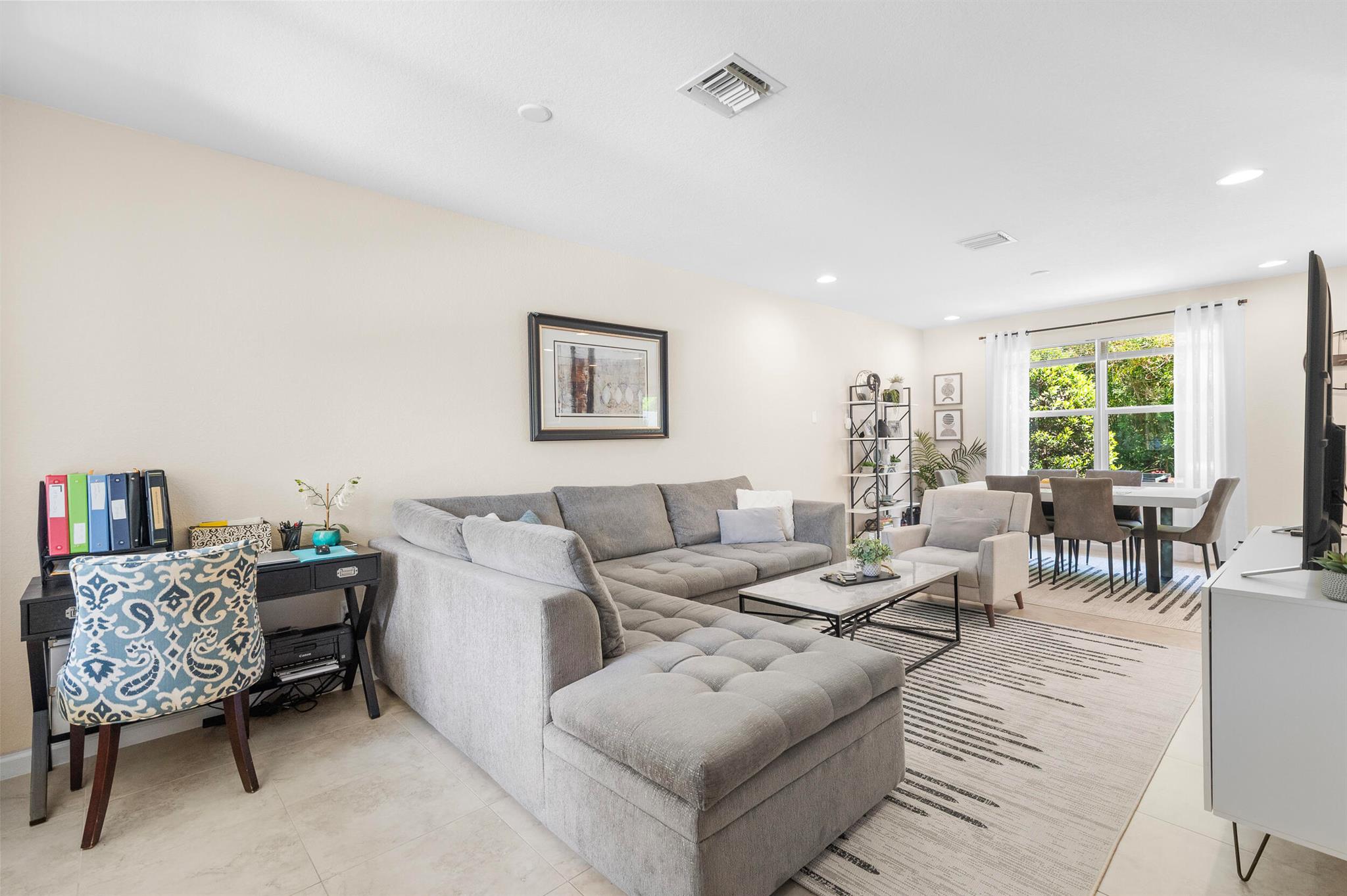 Homes for sale in Port St Lucie, FL | 2880 Nw Treviso Circle, Port St Lucie, FL 34986 | MLS# R11083164