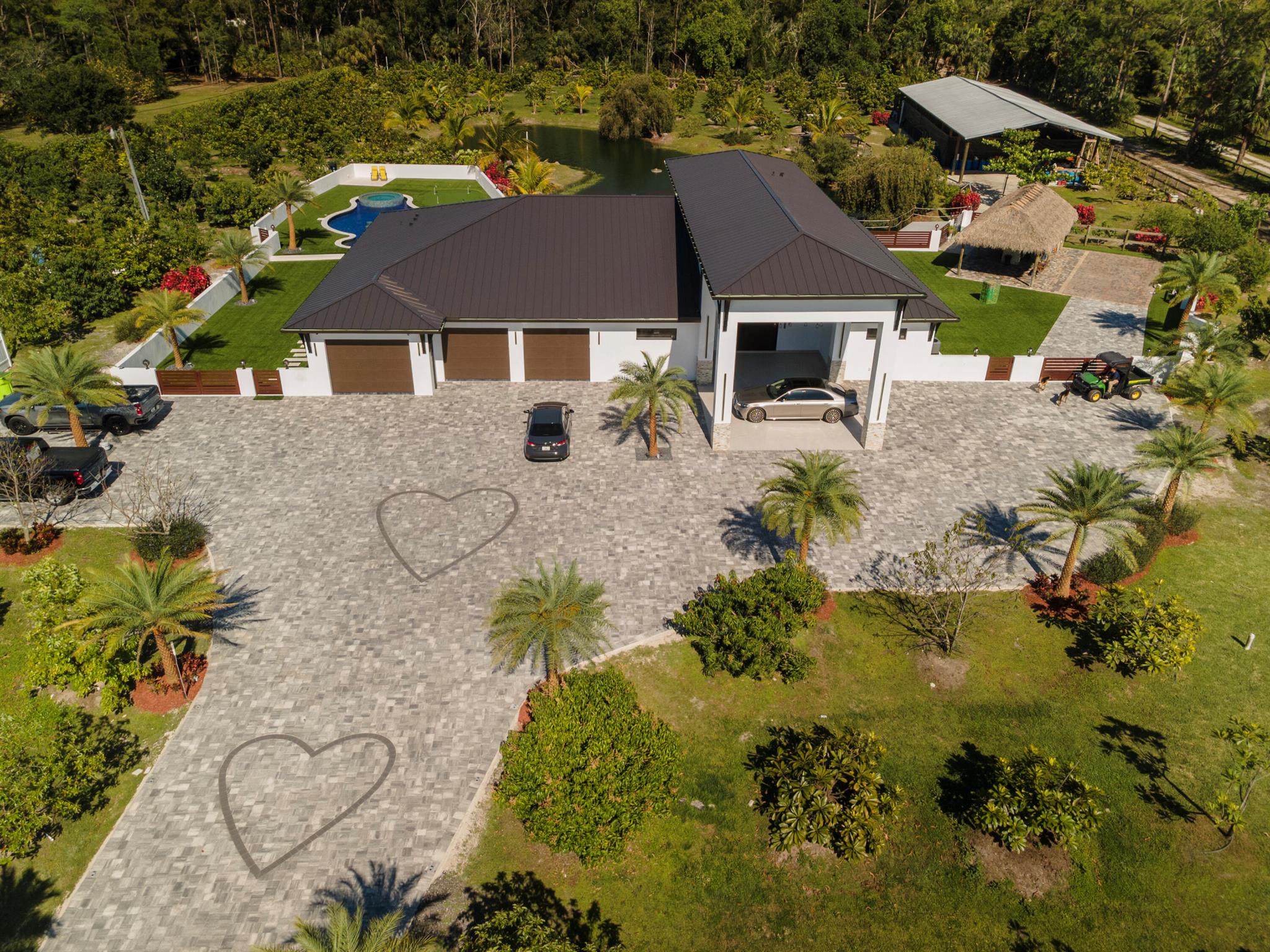 2810 F Road Loxahatchee Groves FL 33470 | R11083194