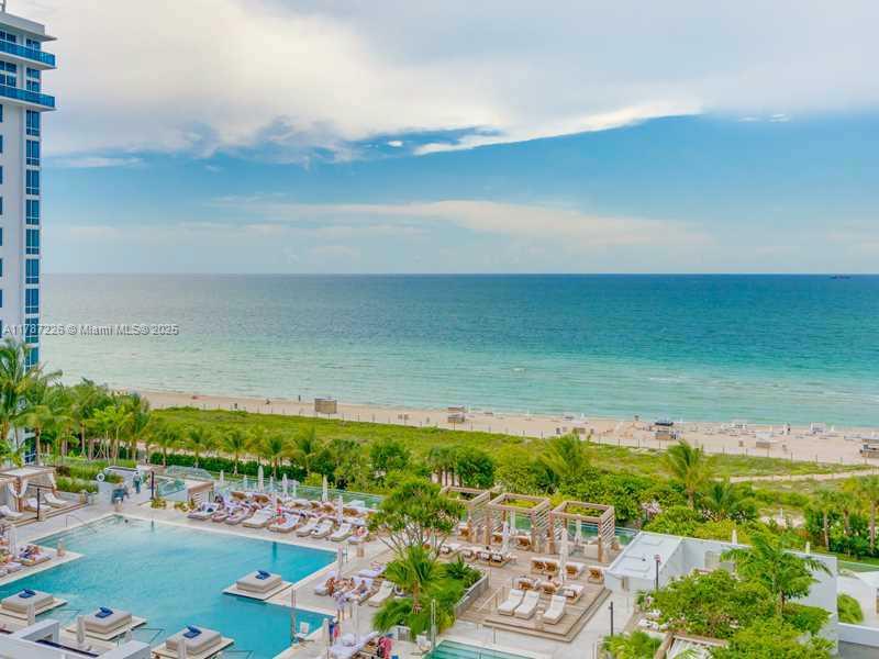 Roney Palace Condo
