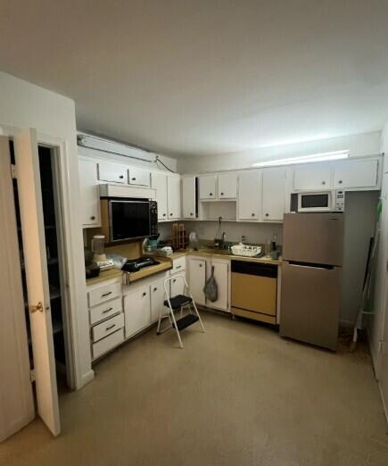 Castle Apartments 16 Cond