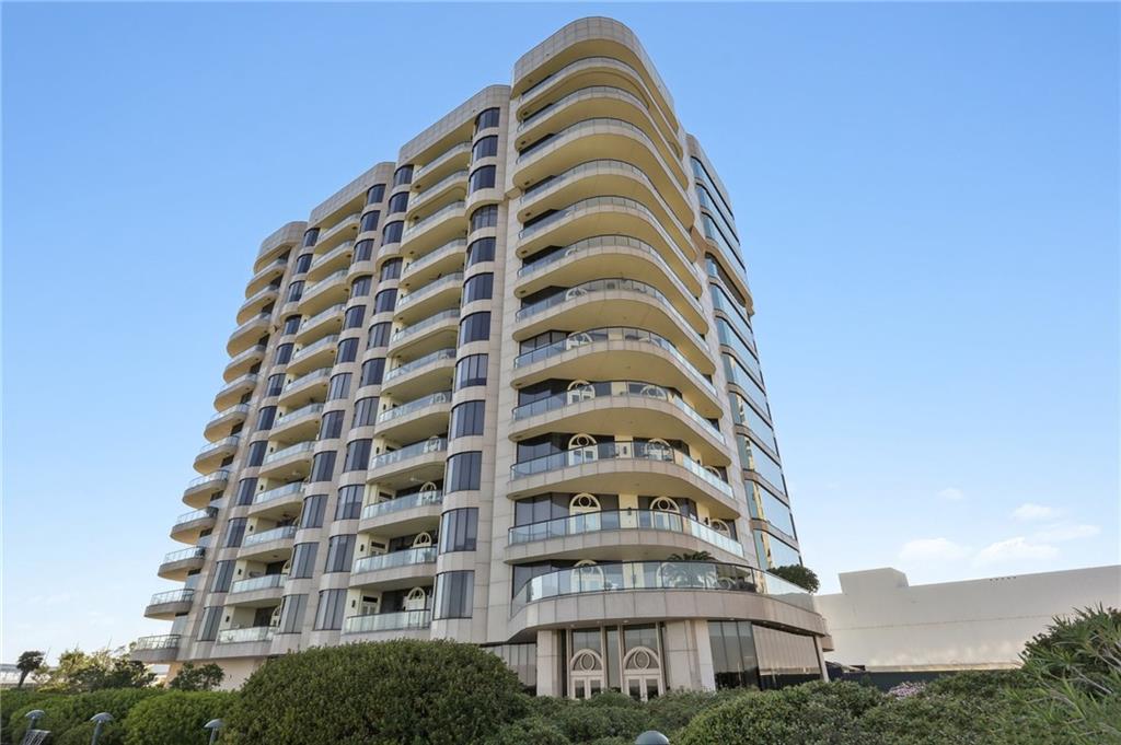 listing main picture