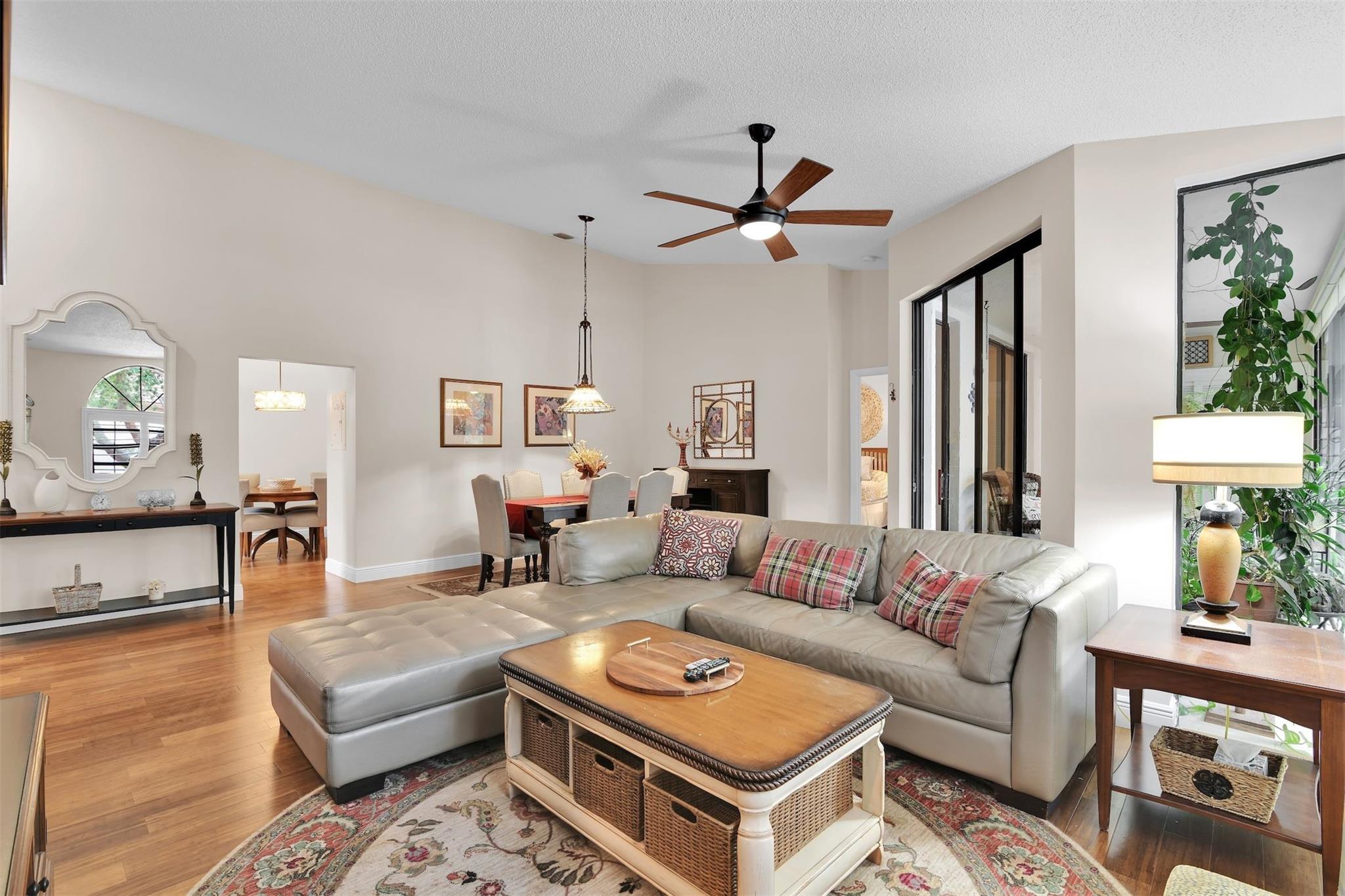 Platina /diamante Village