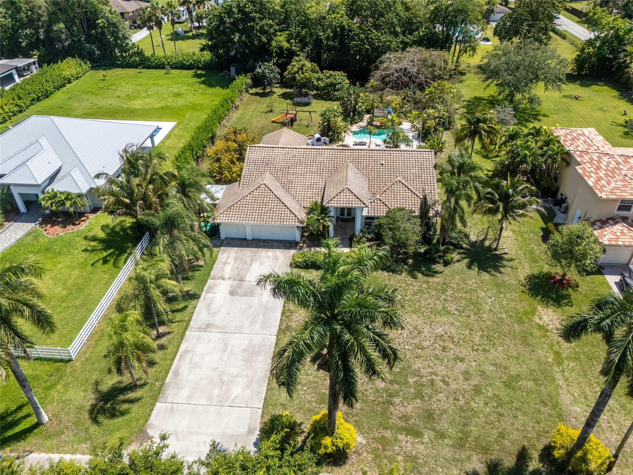 14463 Sw 16th Ct Davie FL 33325 | F10499422
