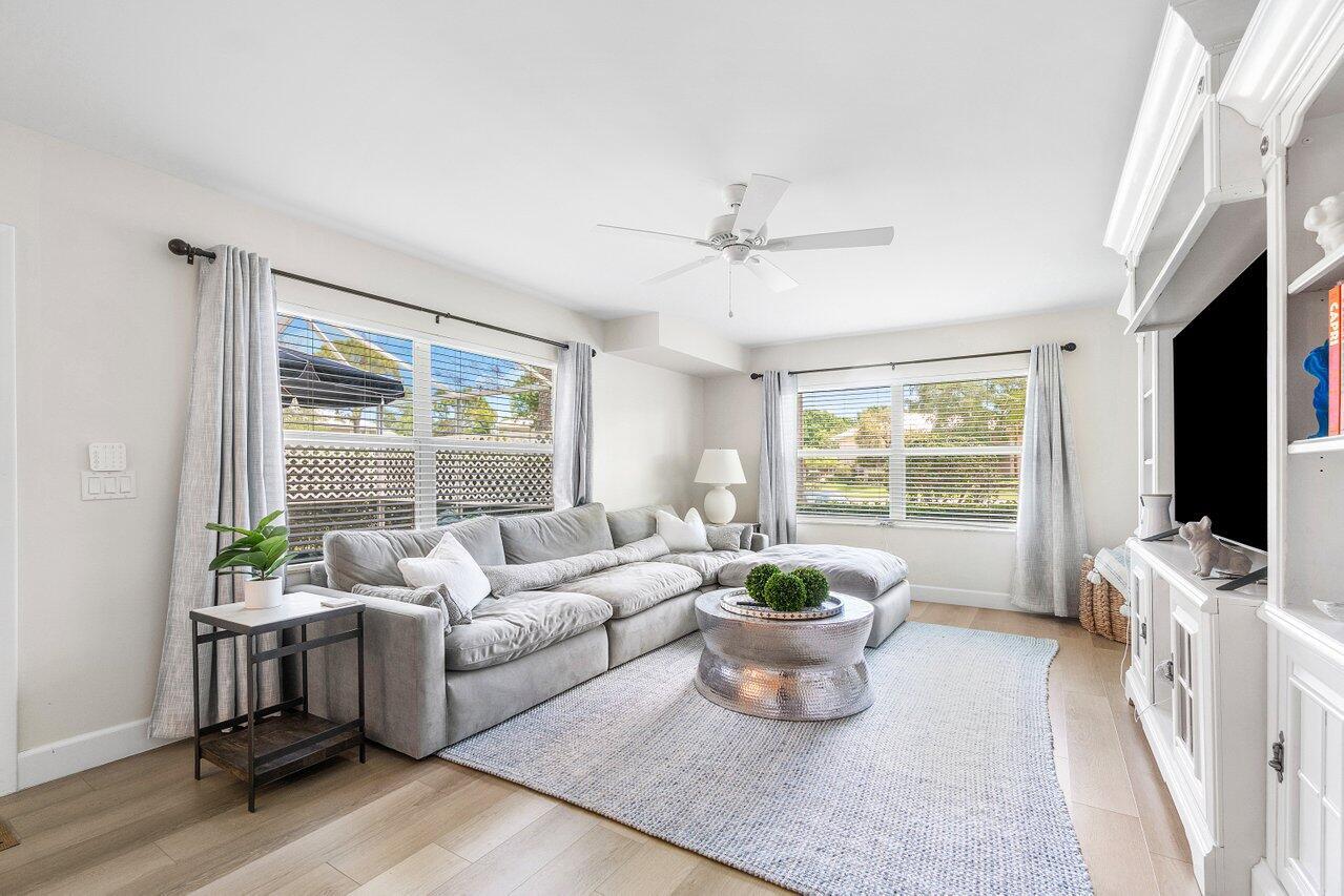 Homes for sale in Palm City, FL | 2401 Sw Danbury Lane, Palm City, FL 34990 | MLS# R11083486