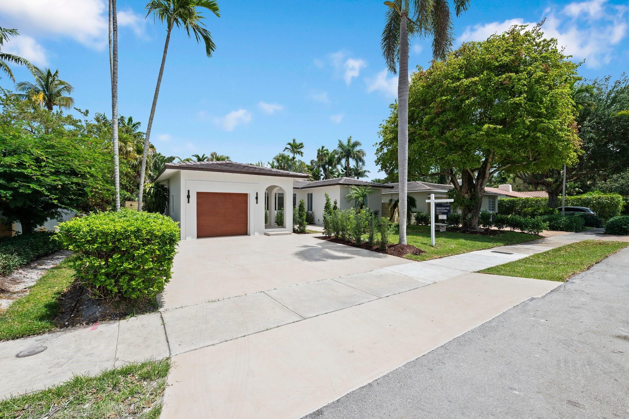 616 16th Ter Fort Lauderdale FL 33304 | F10498473