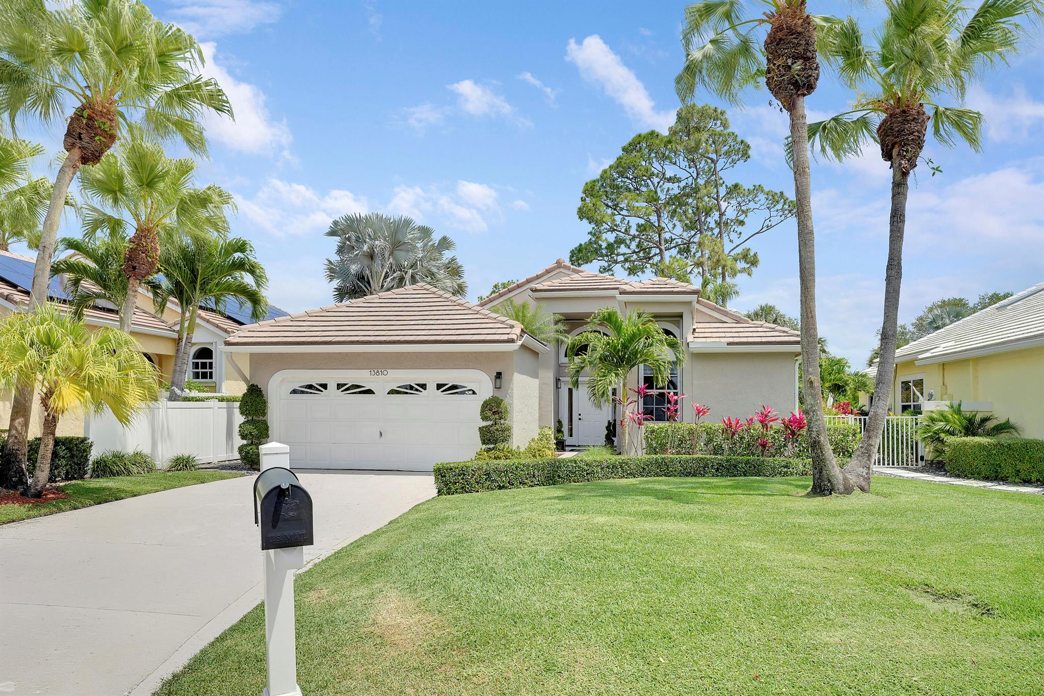 13810 Crosspointe Court Palm Beach Gardens FL 33418 | R11083616