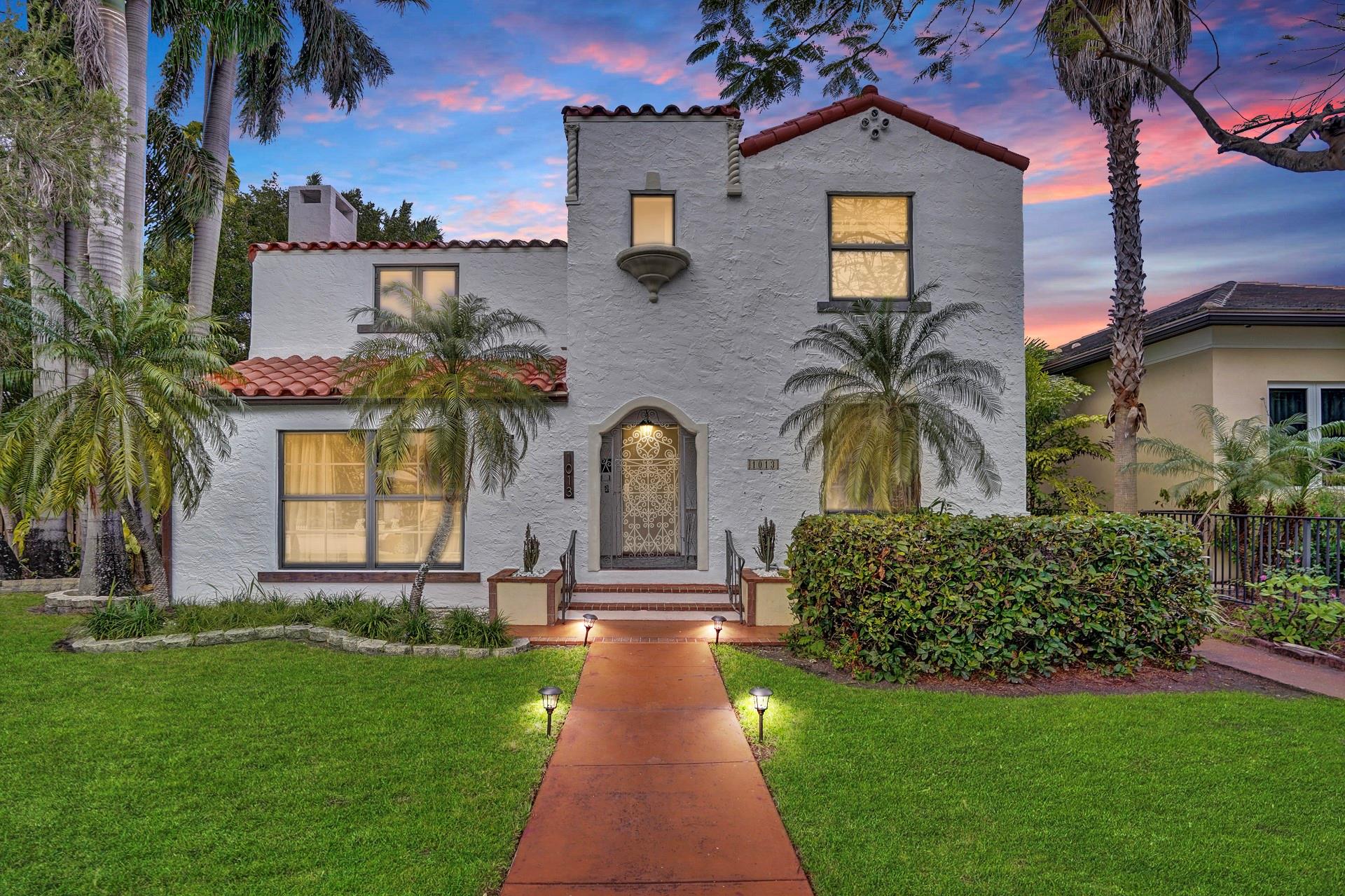 1013 Harrison St Hollywood FL 33019 | F10499415