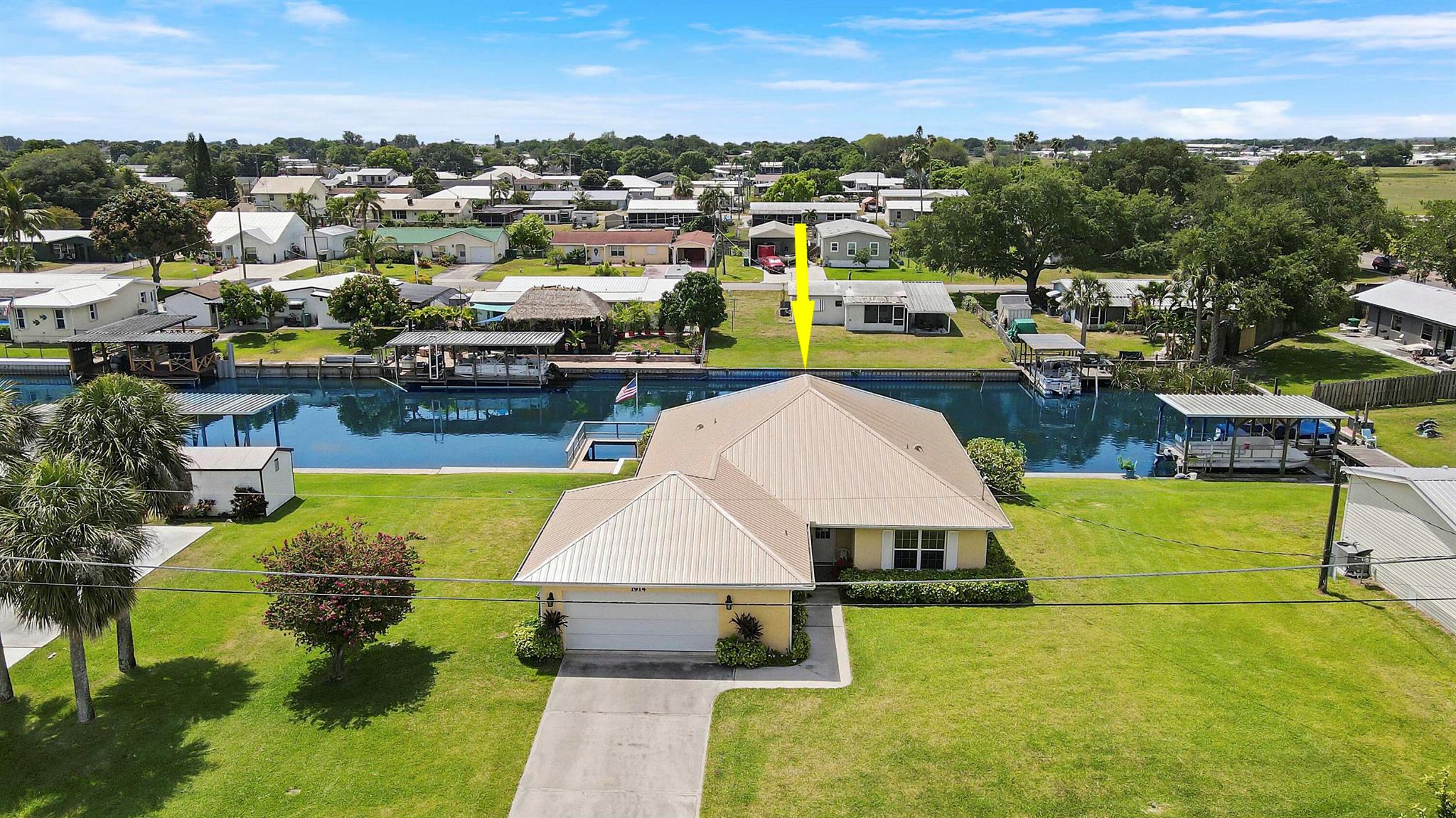 Homes for sale in Okeechobee, FL | 1914 Se 30th Street, Okeechobee, FL 34974 | MLS# R11083840