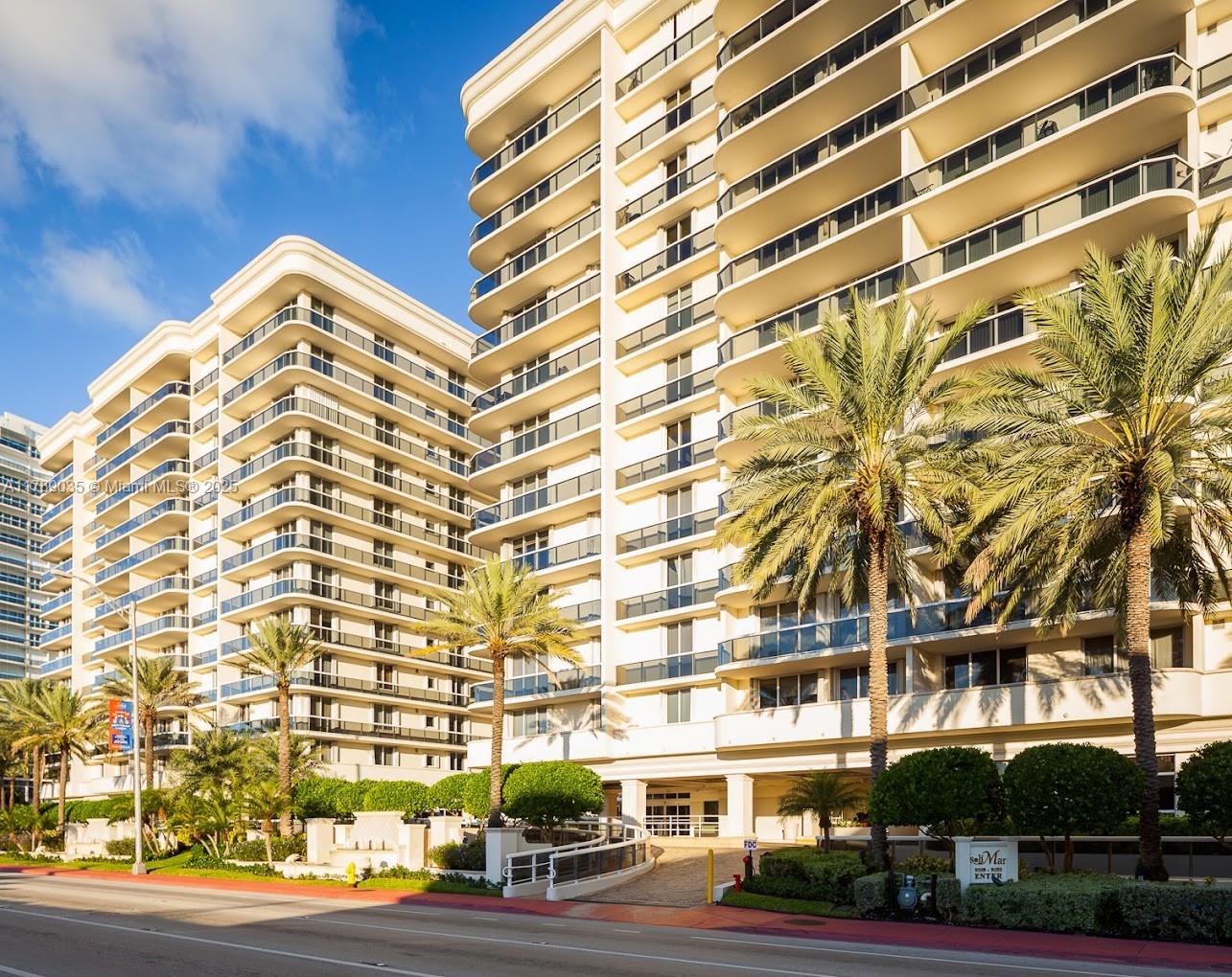 Condo for Sale in Surfside, FL