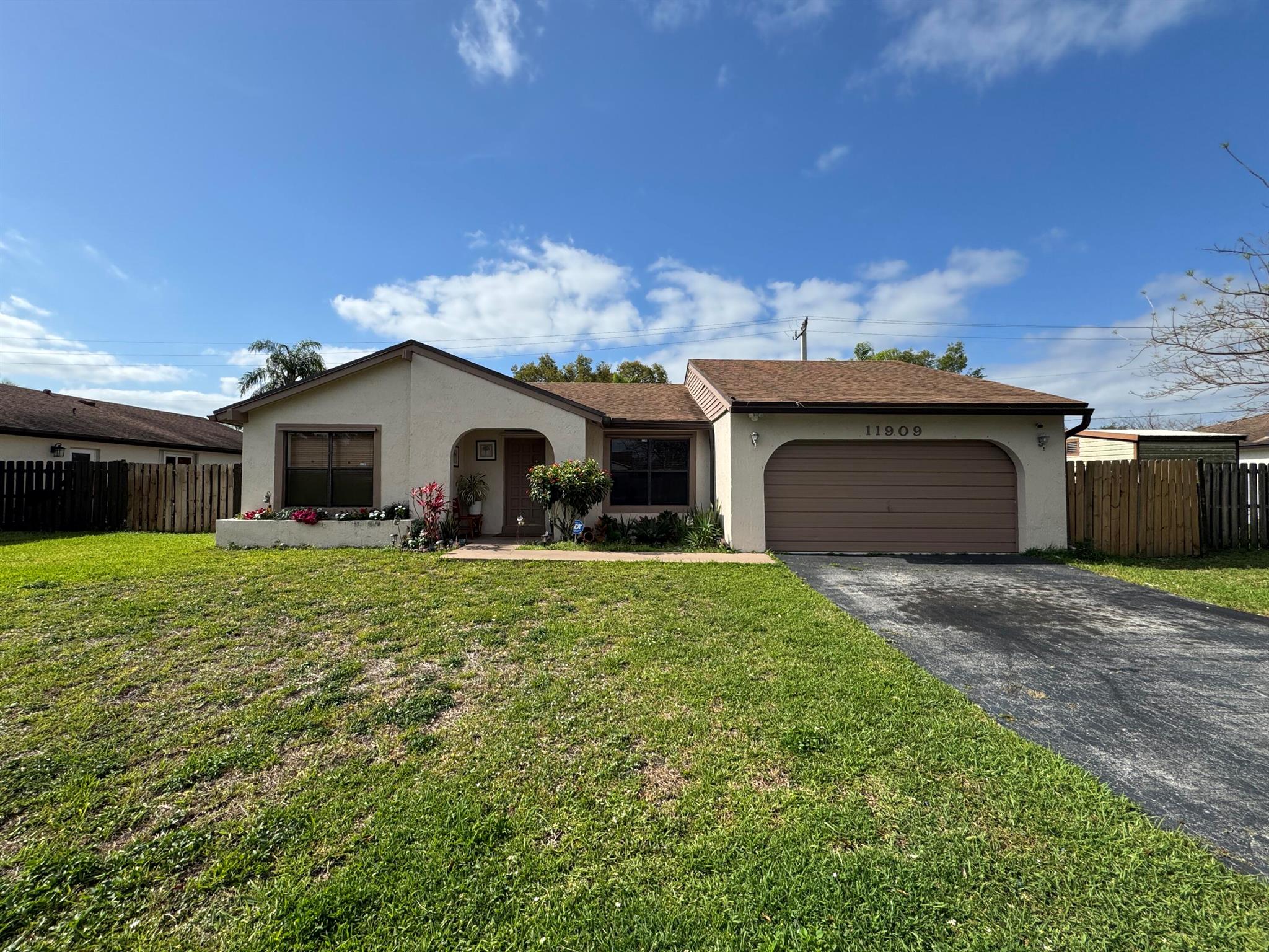 11909 Sw 48th Court Cooper City FL 33330 | R11083959