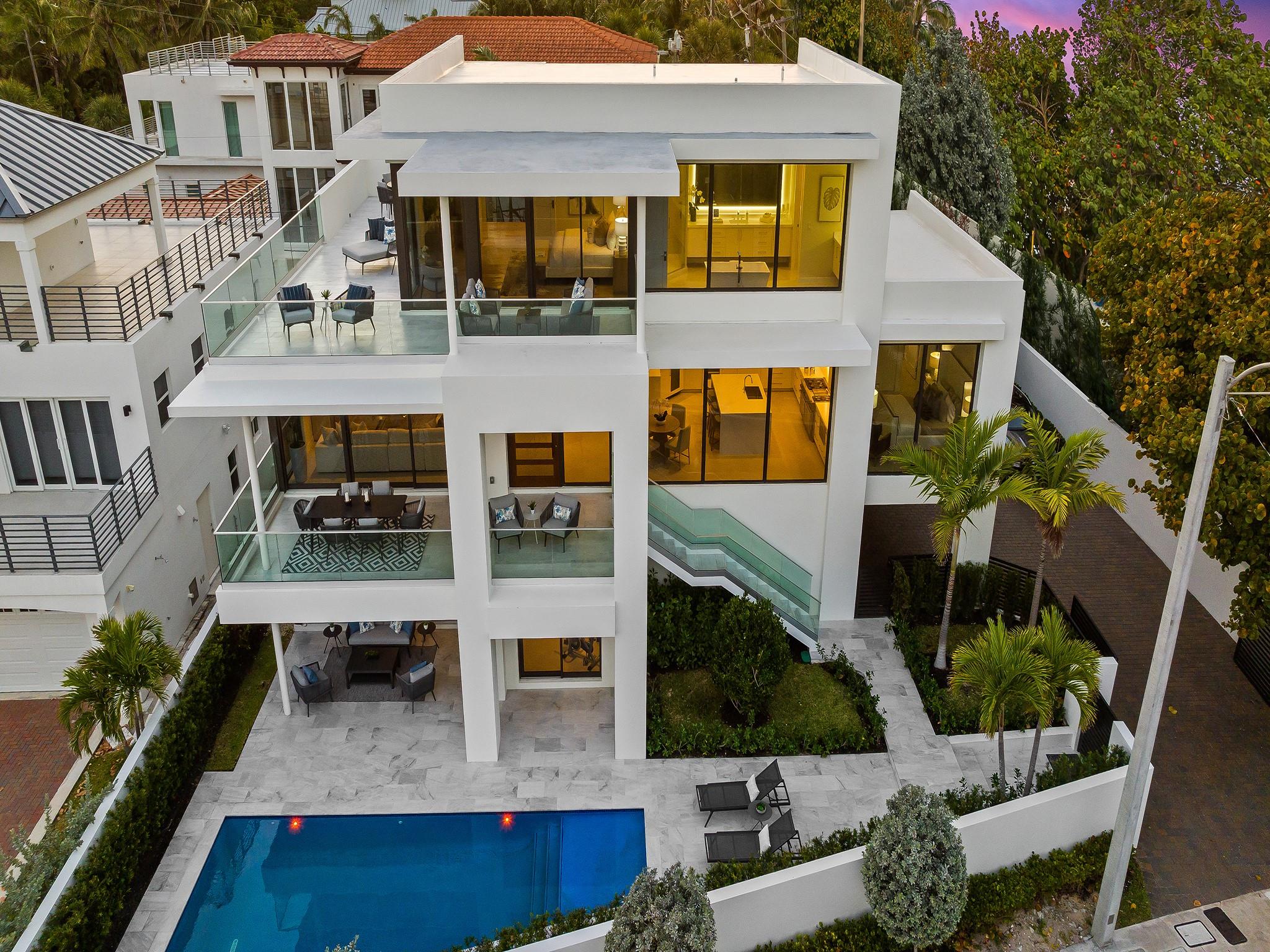 1813 N Fort Lauderdale Beach Blvd Fort Lauderdale FL 33305 | F10498917