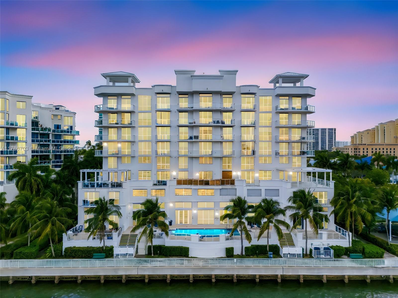 3030 Aventura Condo