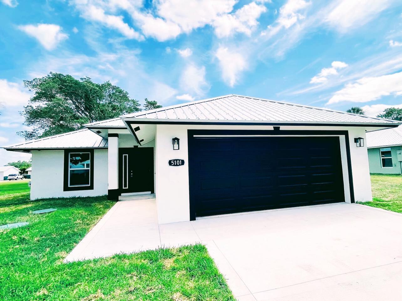 Homes for sale in Okeechobee, FL | 5101 Se 43rd Trace, Okeechobee, FL 34974 | MLS# R11084052