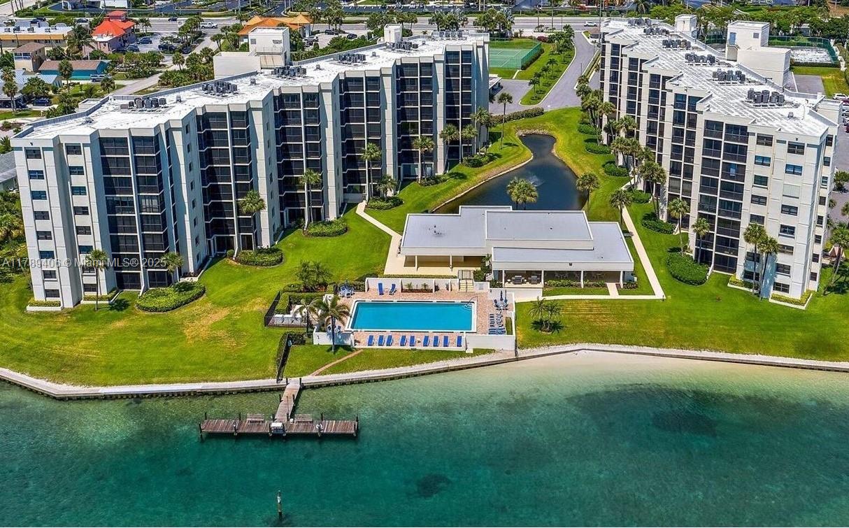 Sandpointe Bay Condo