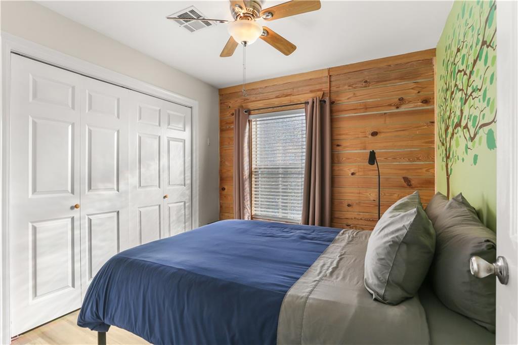 1520 N Derbigny Street