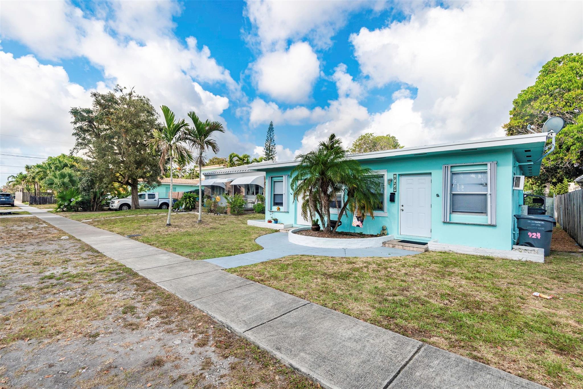 Homes for sale in Hollywood, FL | 924 926 N 16th Ave, Hollywood, FL 33020 | MLS# F10499924