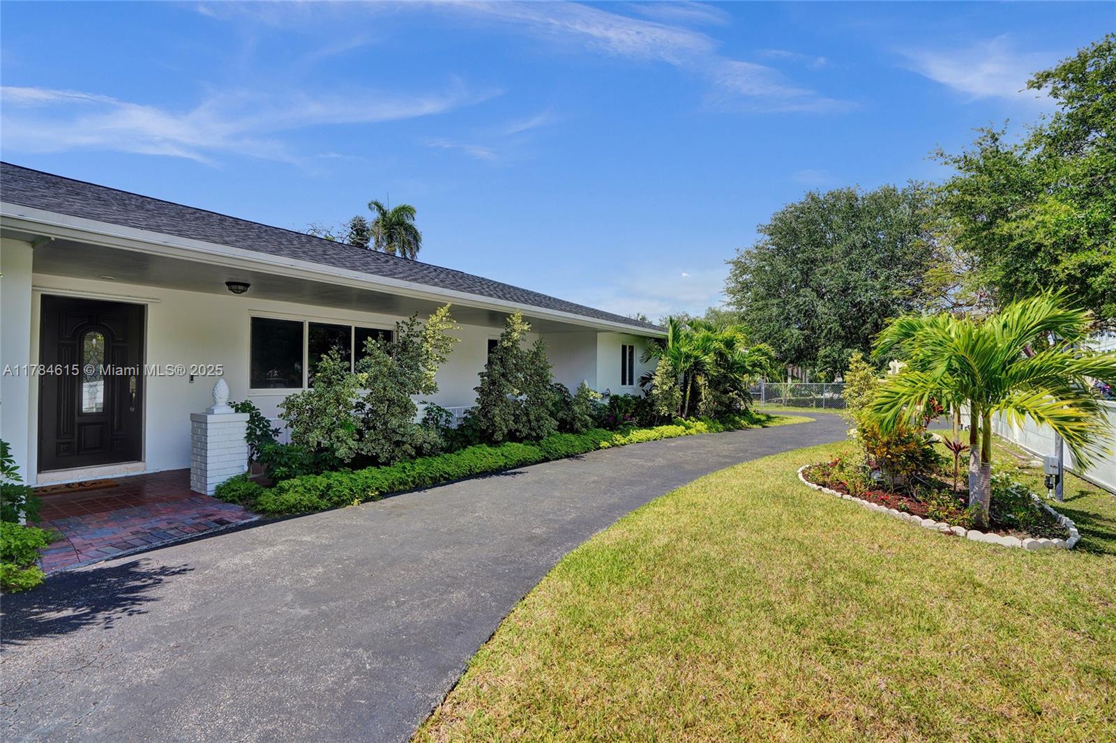 Hallmark Hgts Ests 7Th Ad