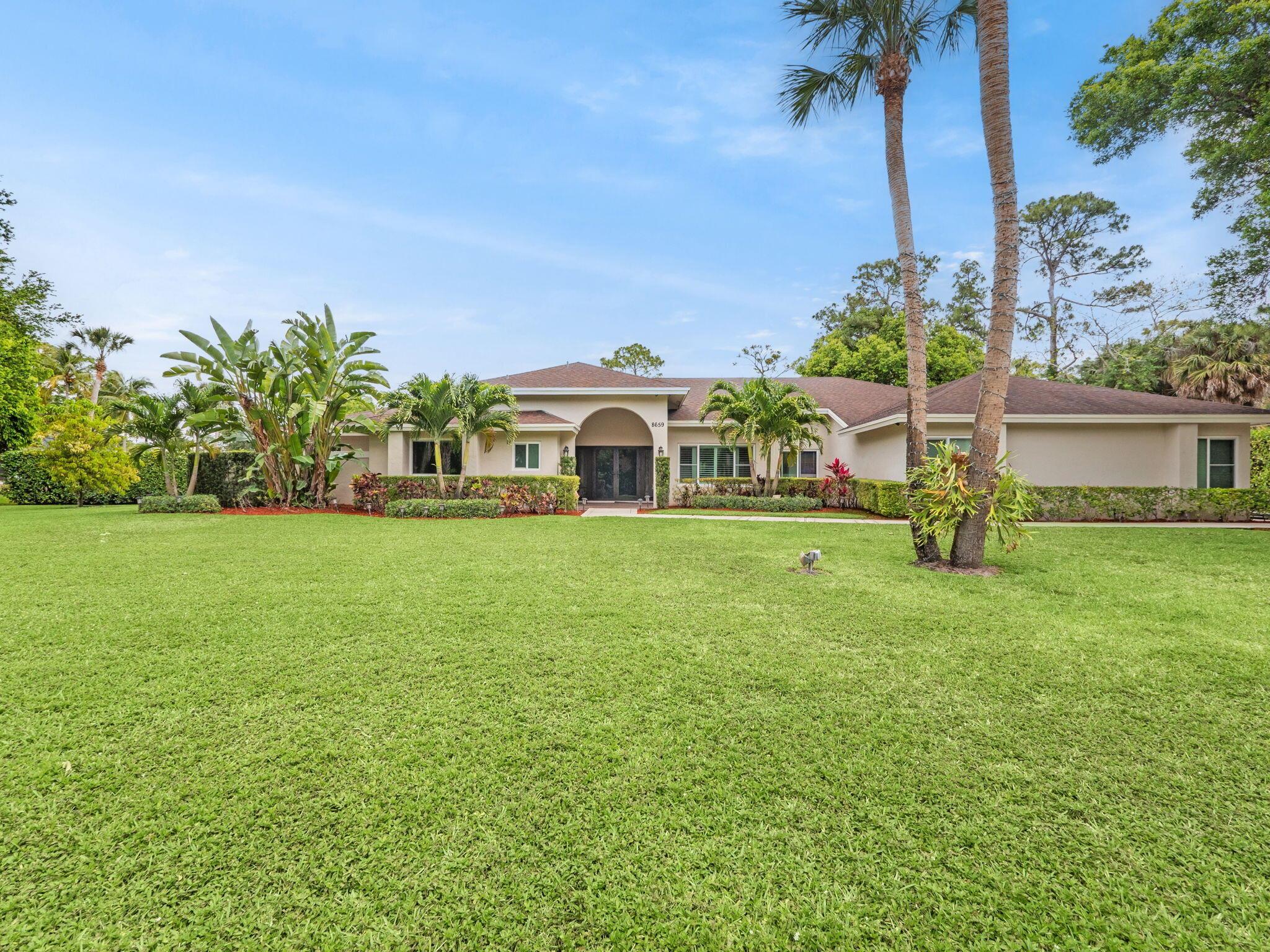8659 Thousand Pines Circle West Palm Beach FL 33411 | R11084325