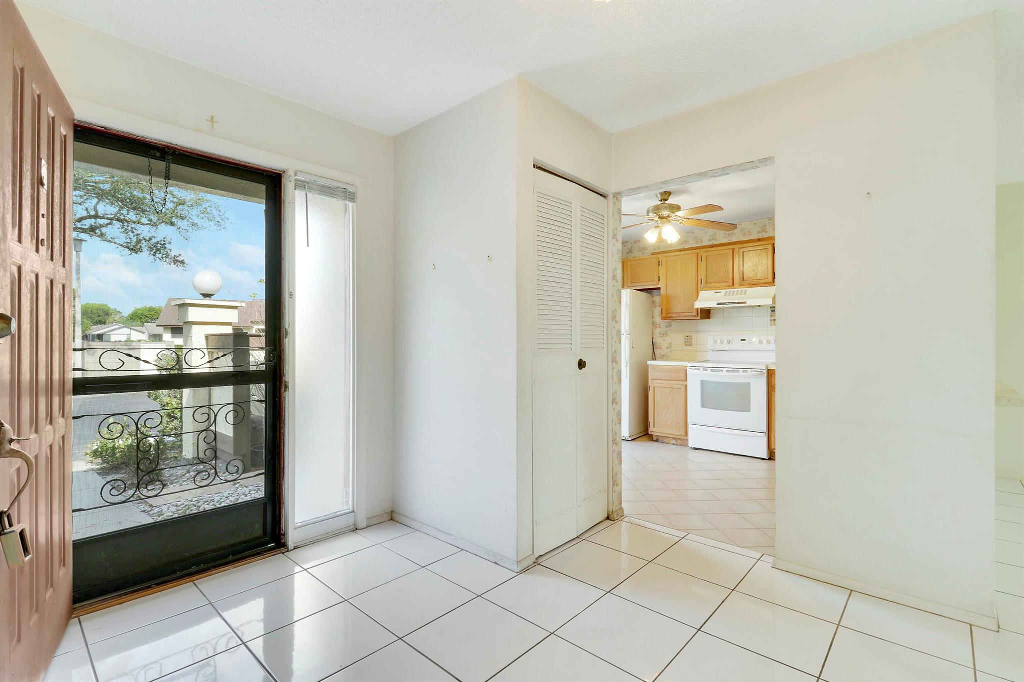 Homes for sale in Royal Palm Beach, FL | 135 Manchineel Court, Royal Palm Beach, FL 33411 | MLS# R11084396