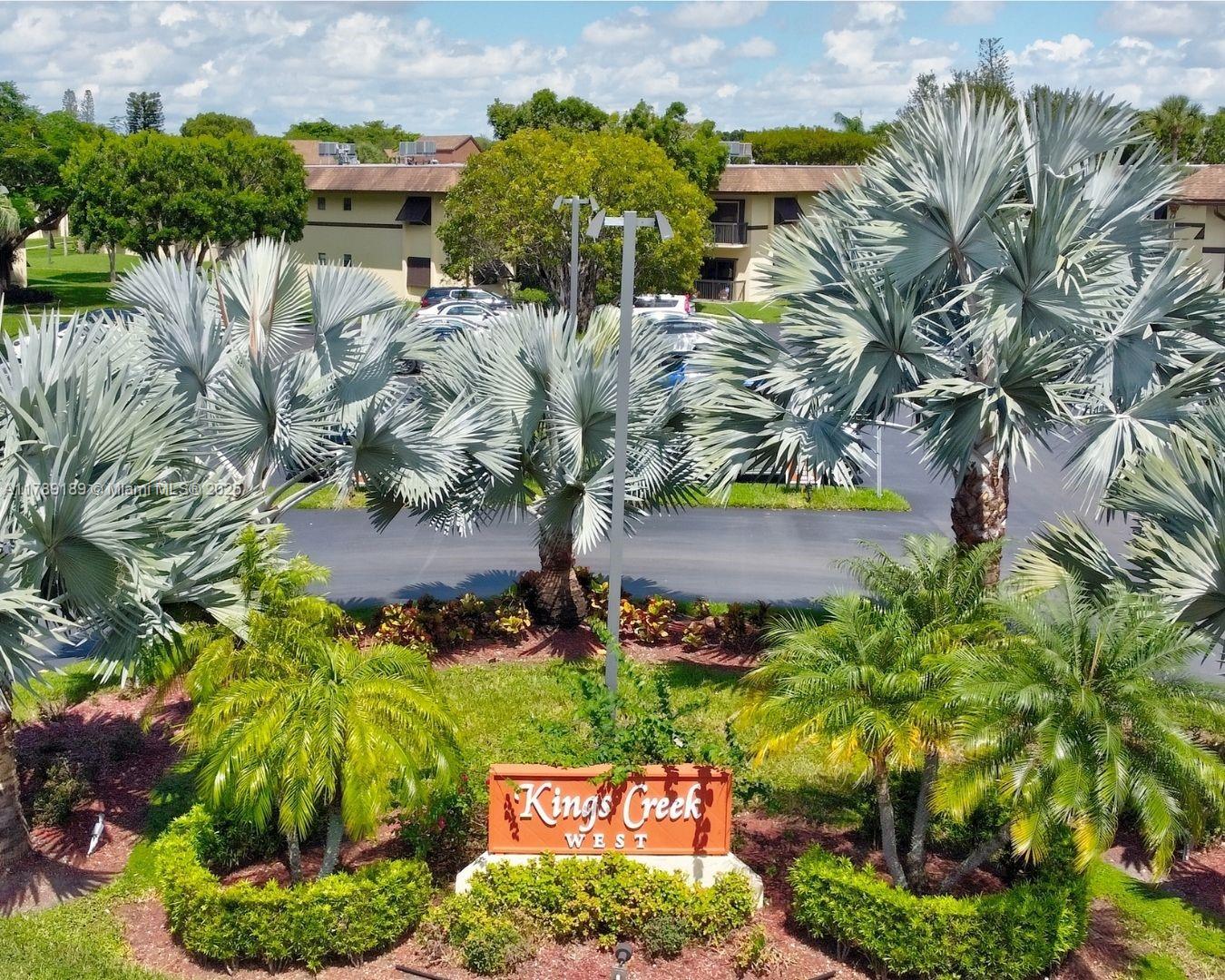 Kings Creek West Condo Bl