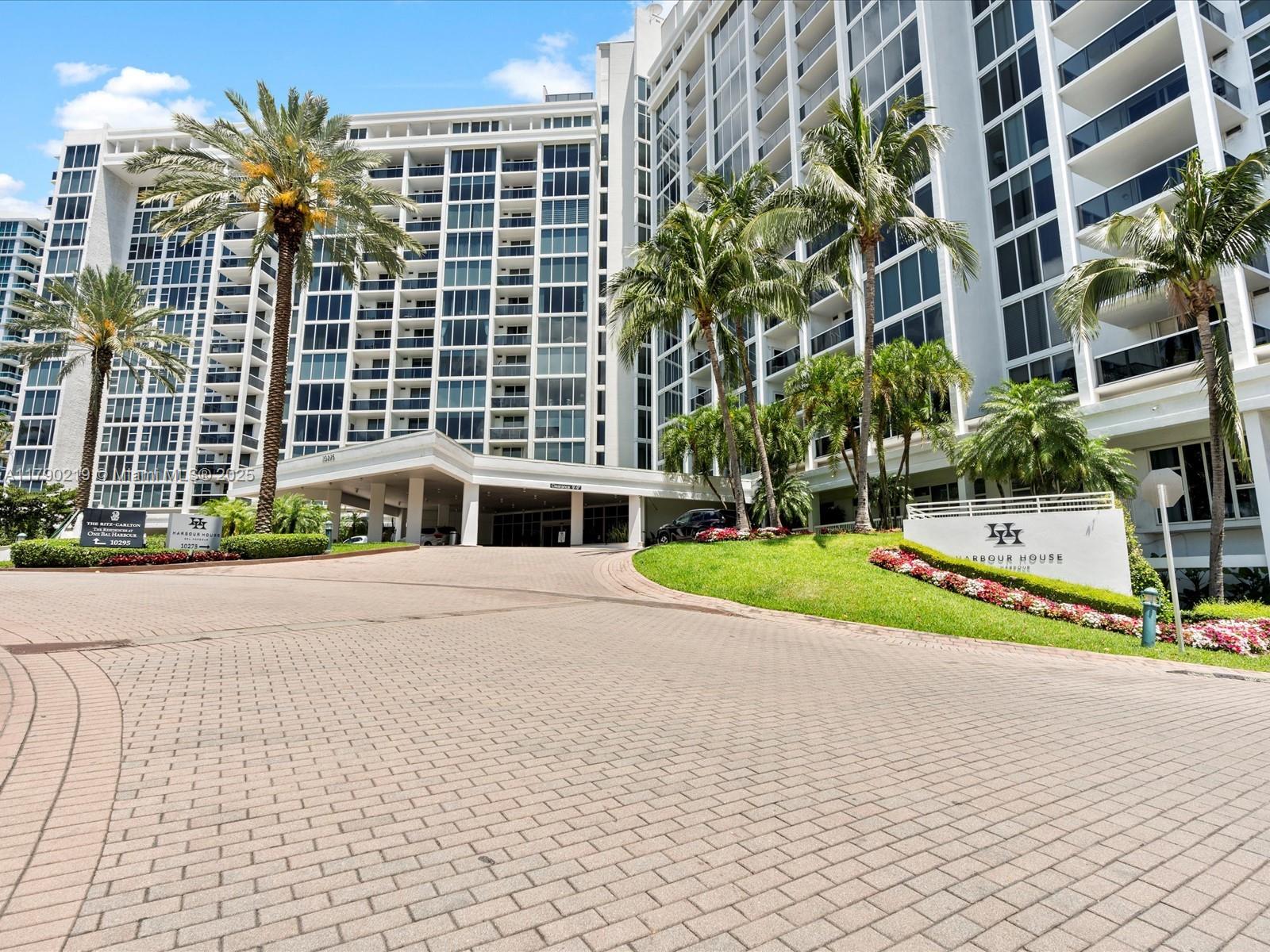 Condo for Sale in Bal Harbour, FL