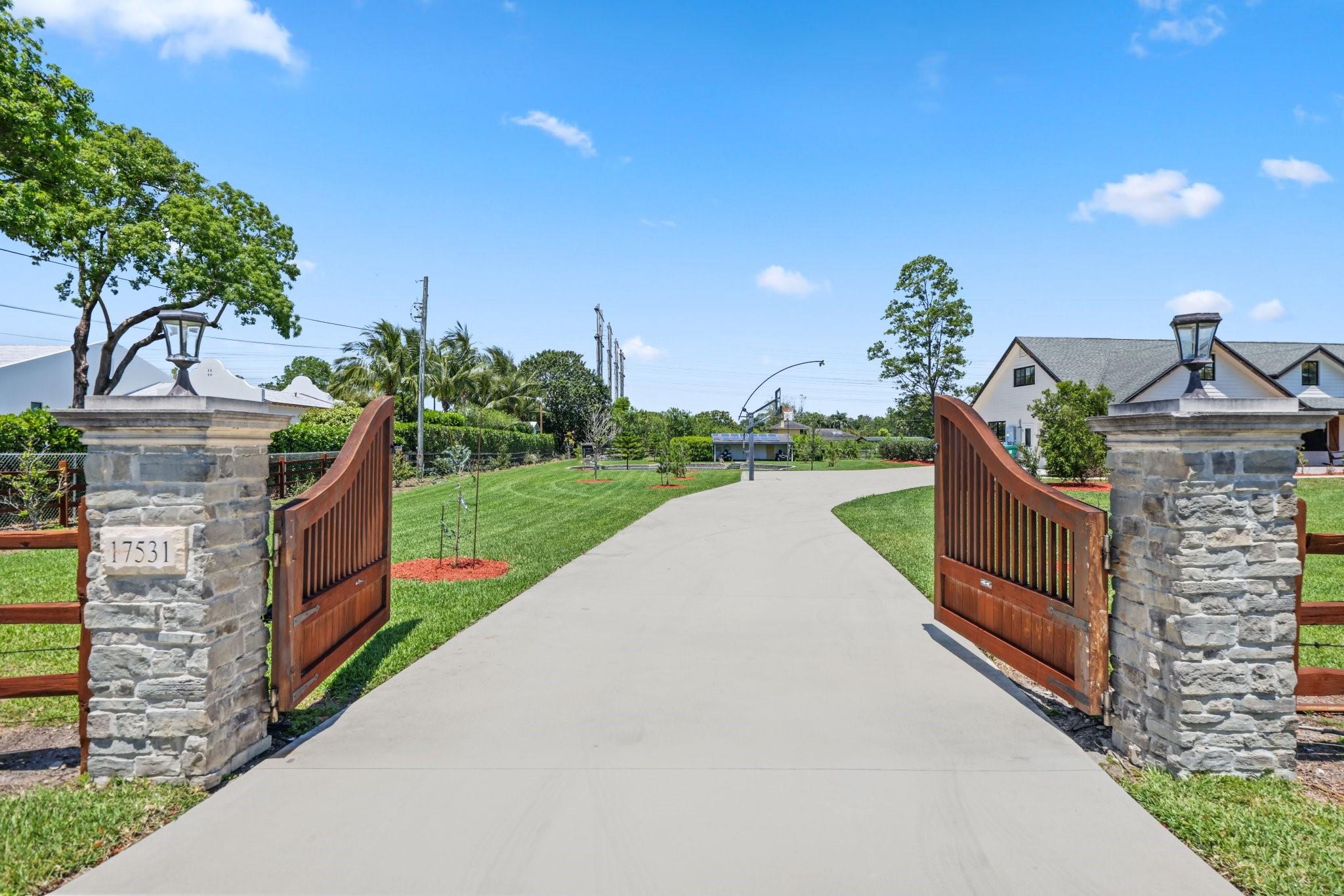 Homes for sale in Southwest Ranches, FL | 17531 Sw 68Th Ct, Southwest Ranches, FL 33331 | MLS# F10498538