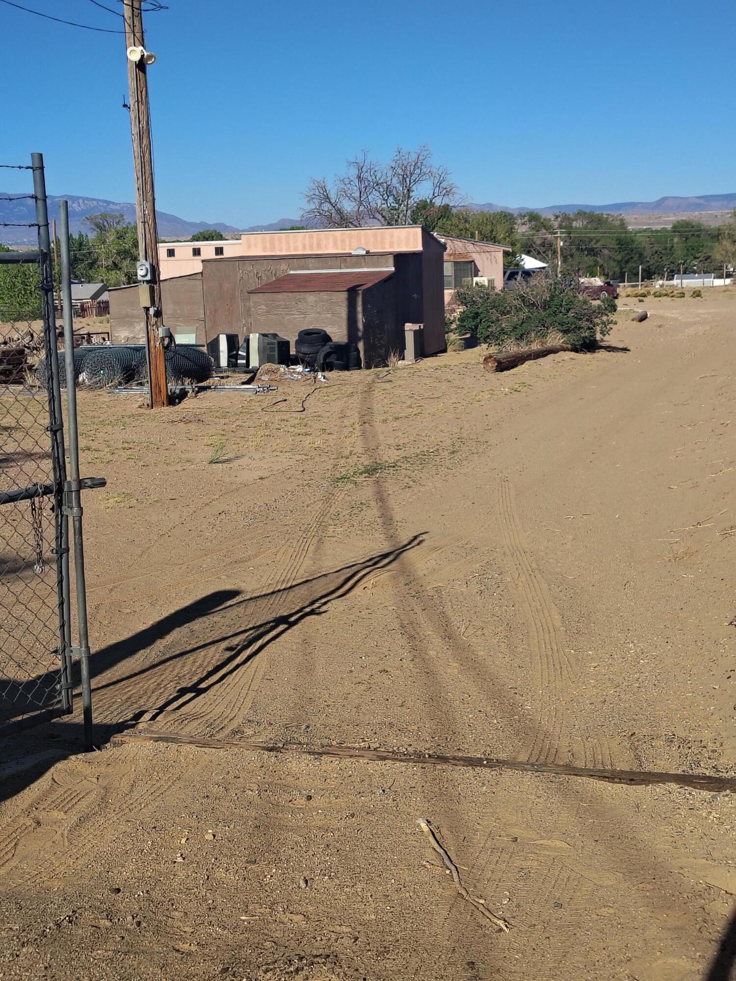 Homes for sale in Albuquerque, NM | 6930 C Ray Ln Sw, Albuquerque, NM 87121 | MLS# 1082686