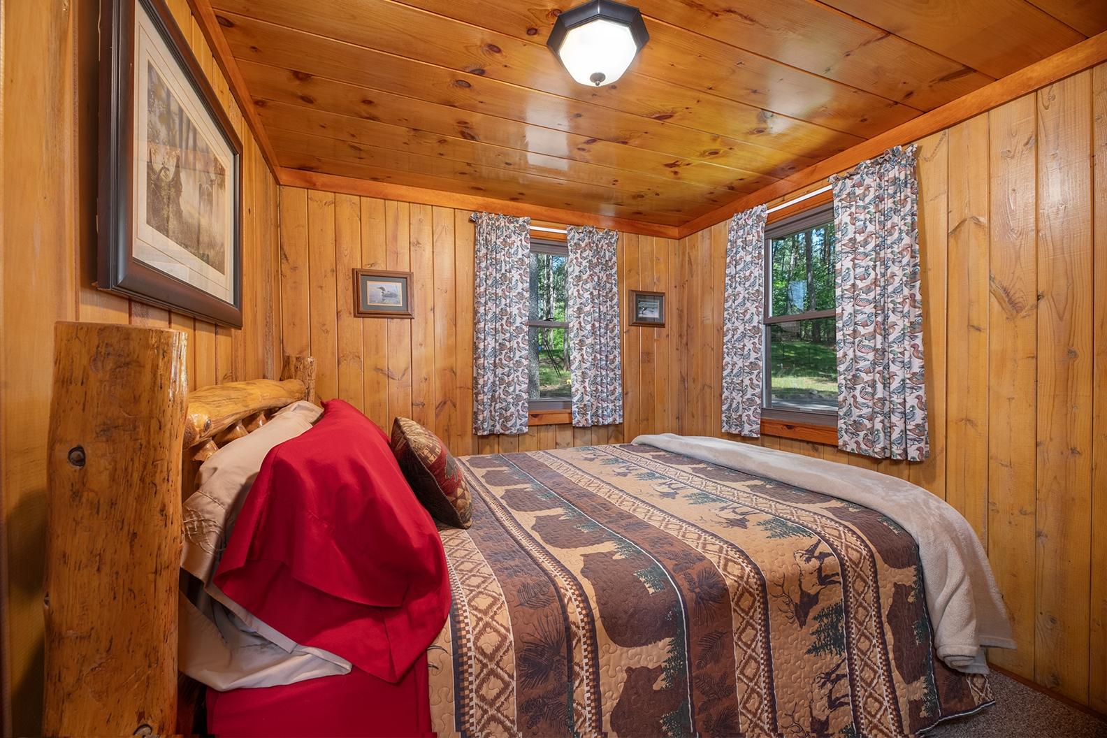 Big Arbor Vitae Property 10597 Pine Arbor Dr Photo 13