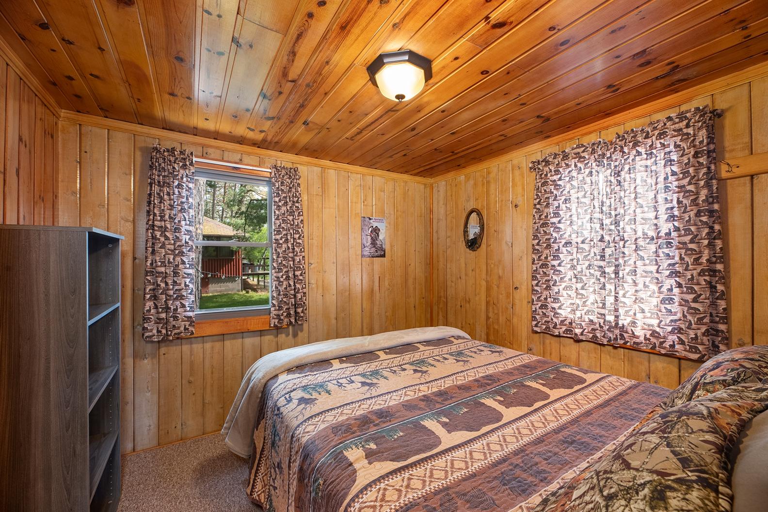 Big Arbor Vitae Property 10595 Pine Arbor Dr Photo 11